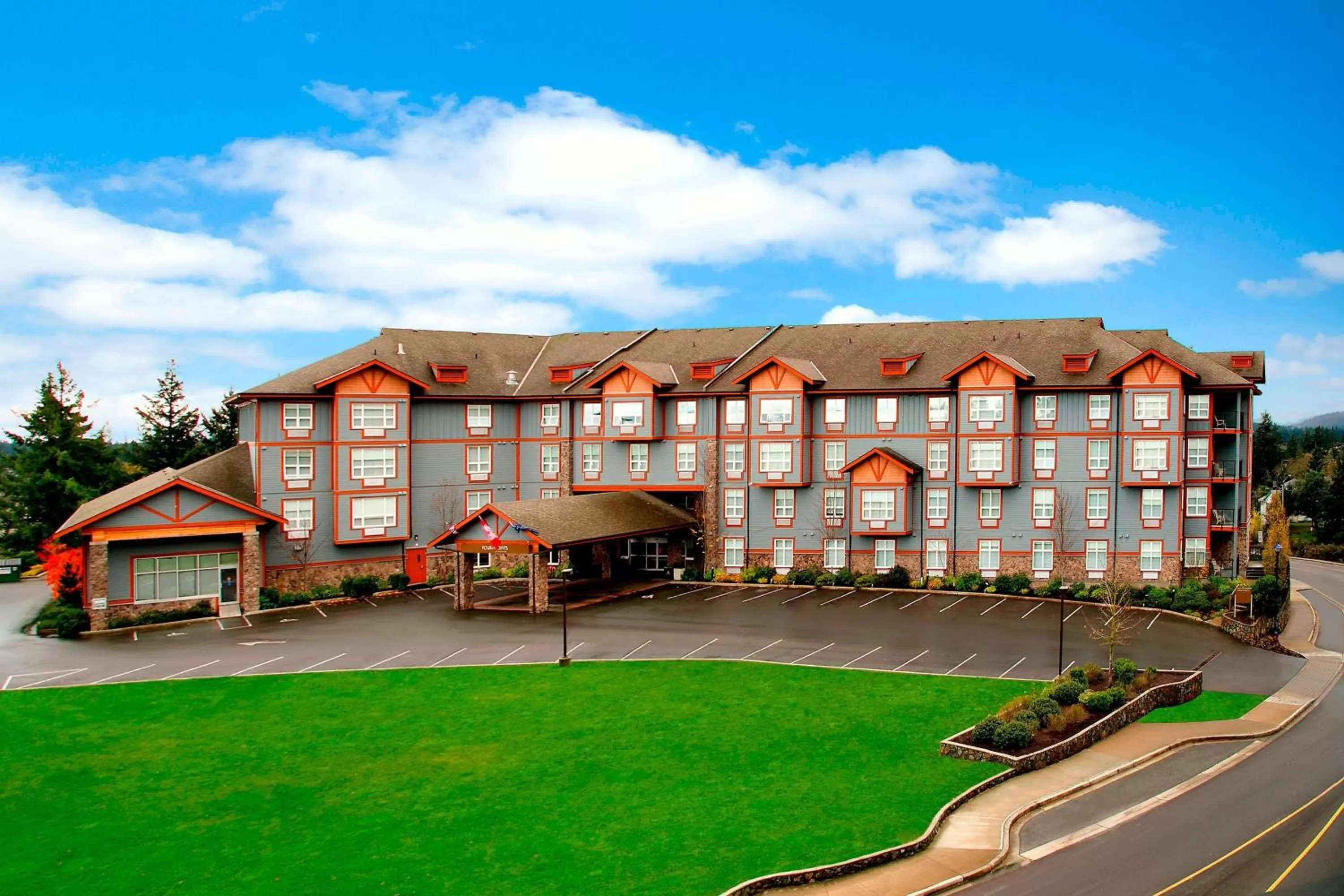 Property building in Four Points by Sheraton Victoria Gateway