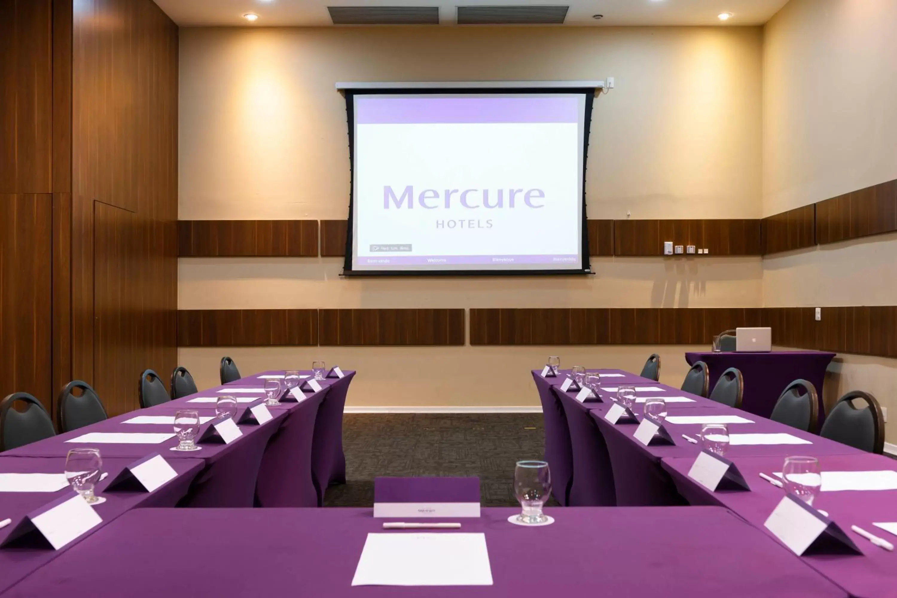 Meeting/conference room in Mercure Rio de Janeiro Nova Iguaçu