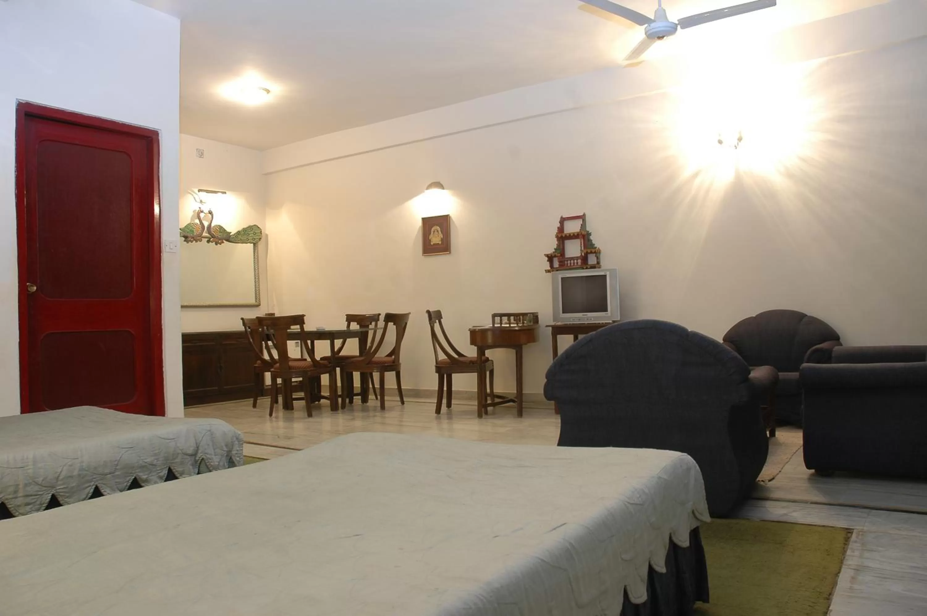 Photo of the whole room in Jaisamand Island Resort