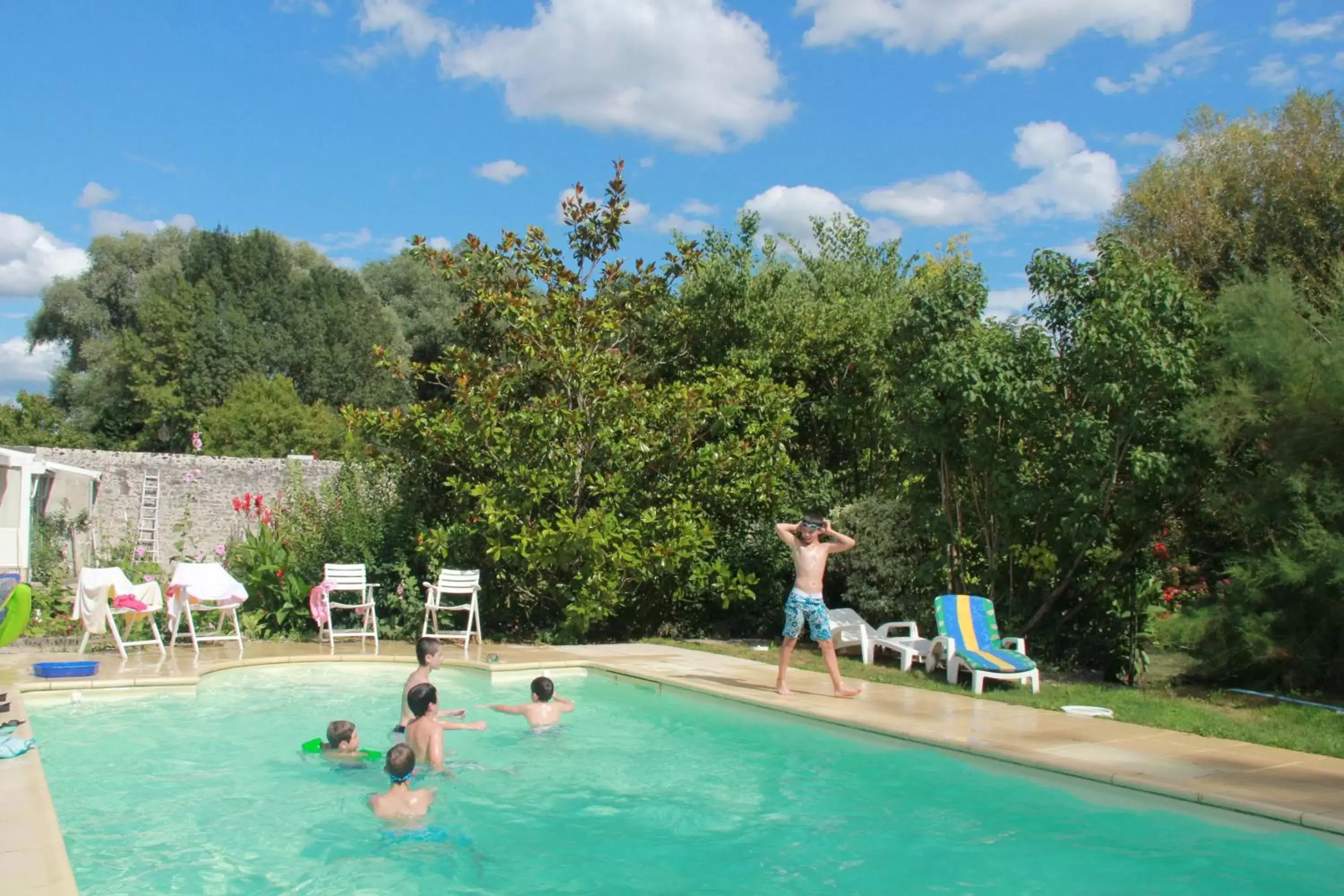 Swimming Pool in Manoir le Bout du Pont