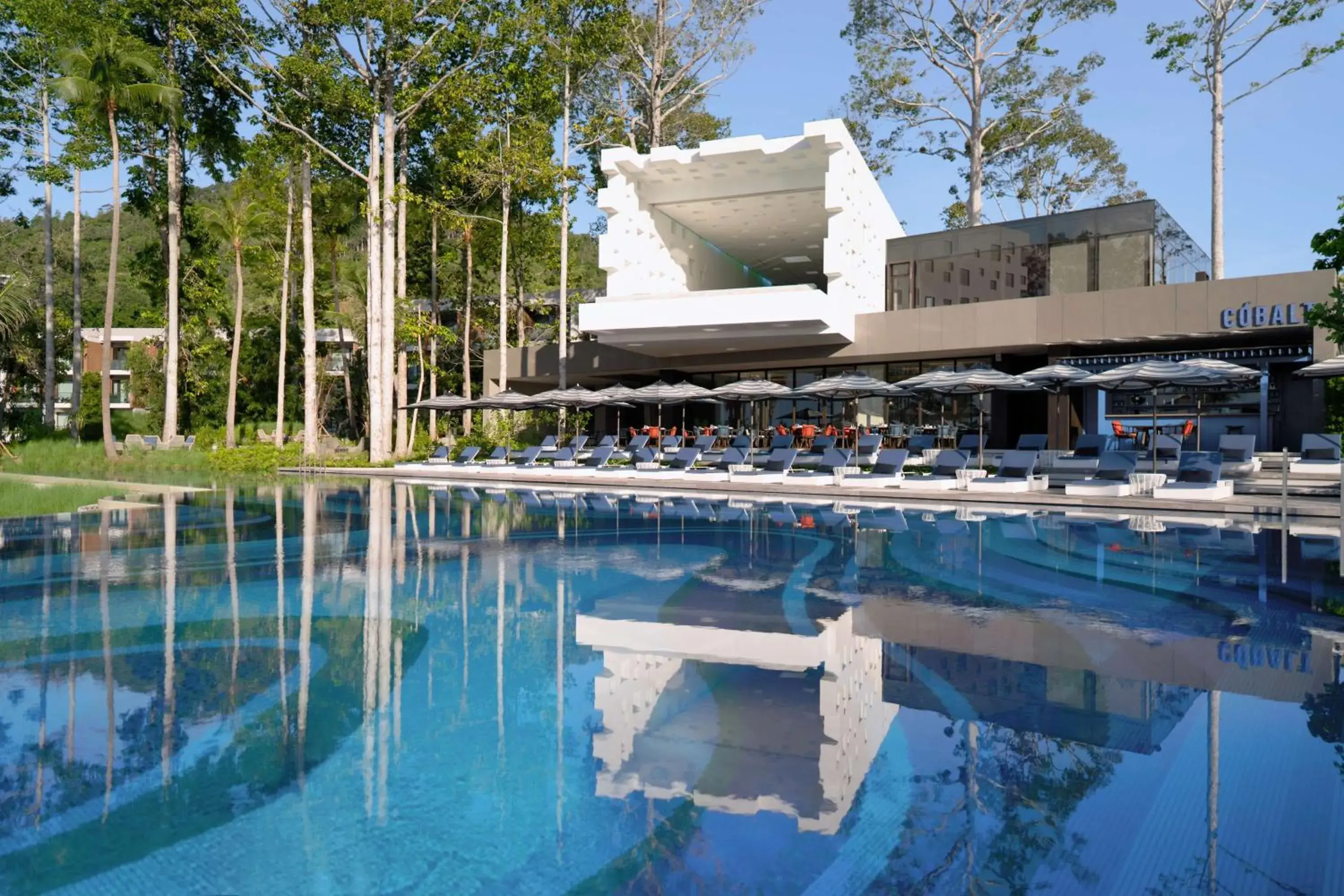 Swimming Pool in Hyatt Regency Koh Samui- SHA Extra Plus