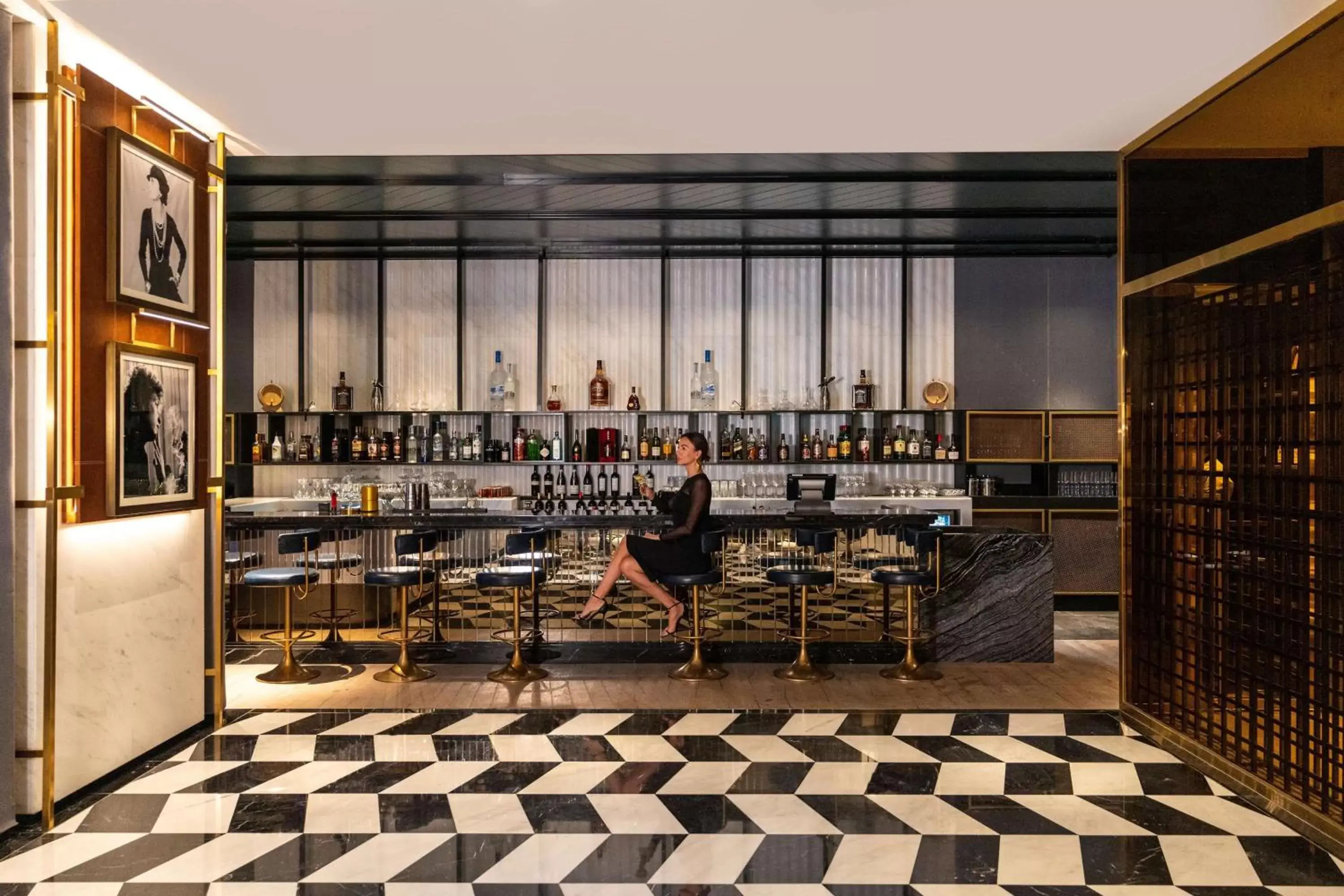Lounge or bar in Rixos Gulf Hotel Doha - All Inclusive