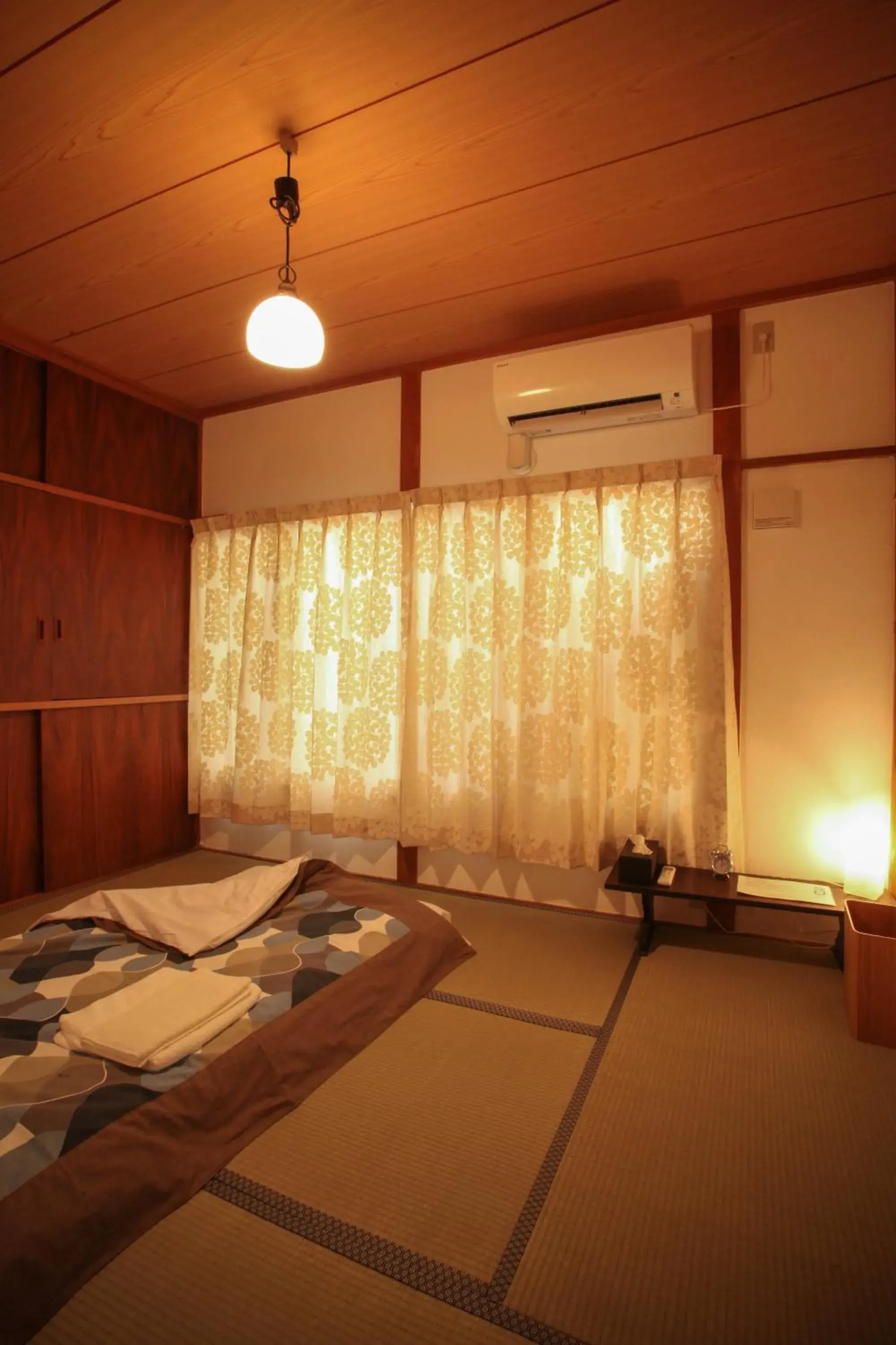 Decorative detail, Bed in Sheena and Ippei Guesthouse