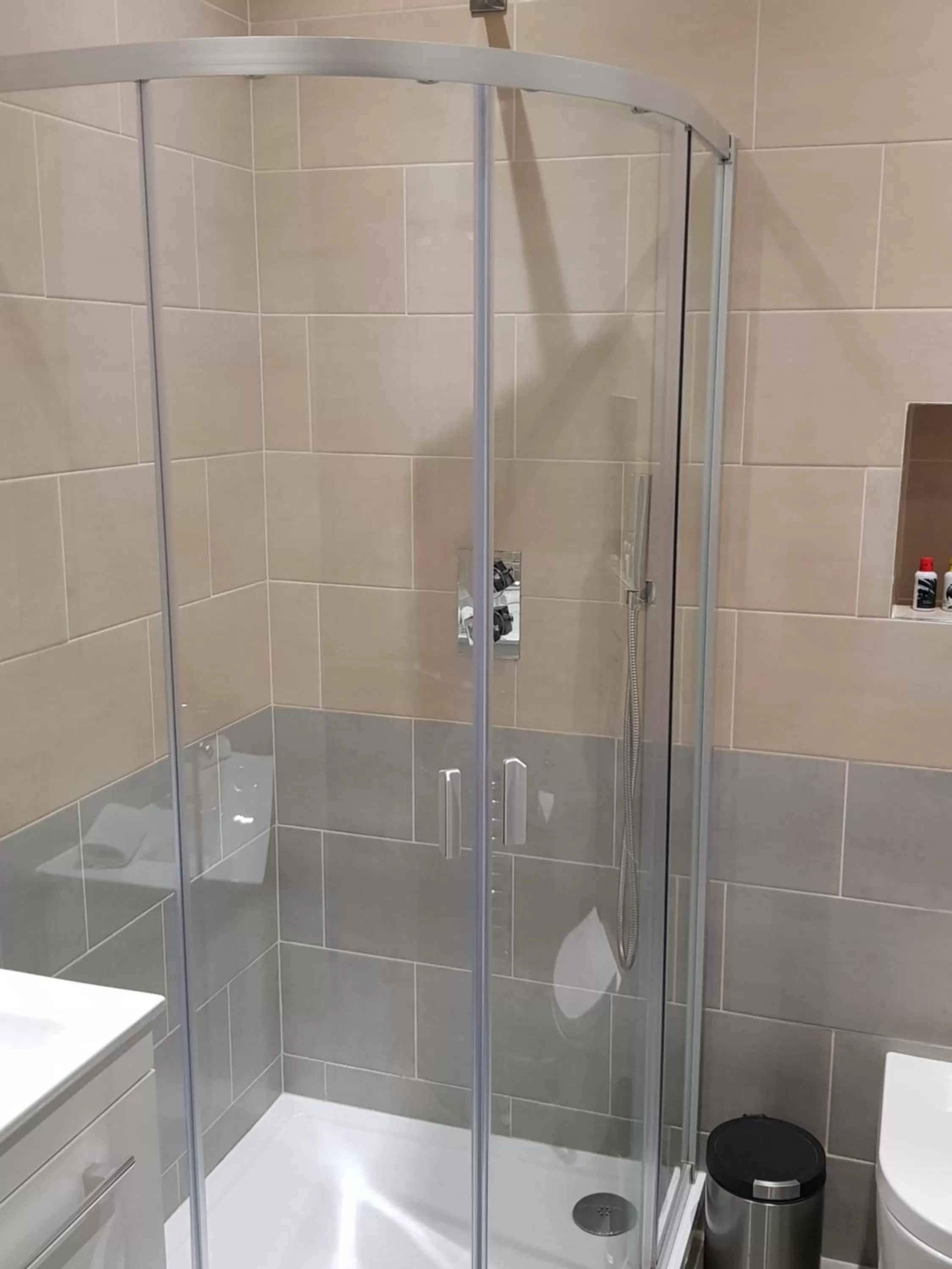 Stonecross Manor Hotel