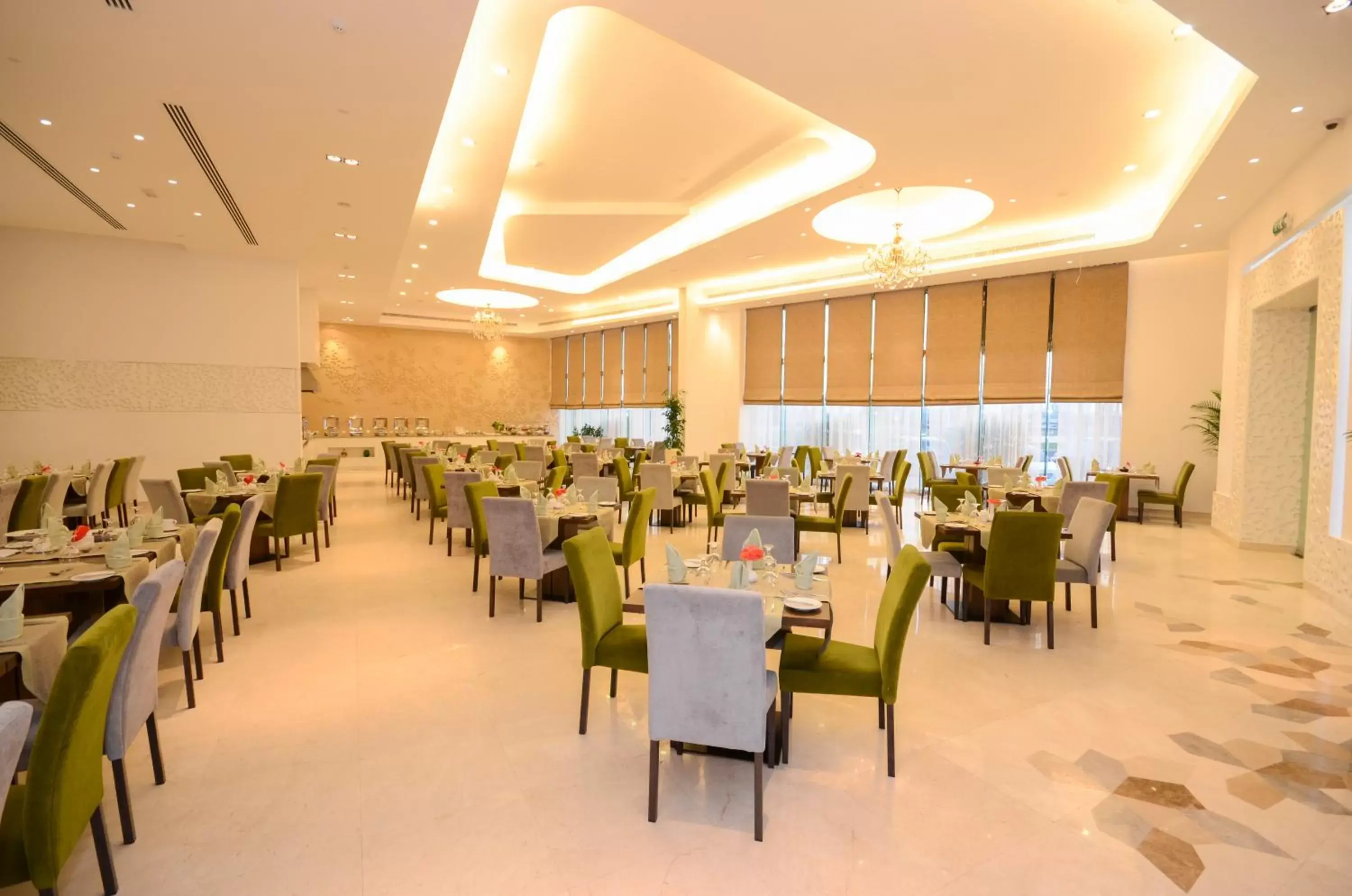 Restaurant/Places to Eat in Copthorne Hotel Dubai