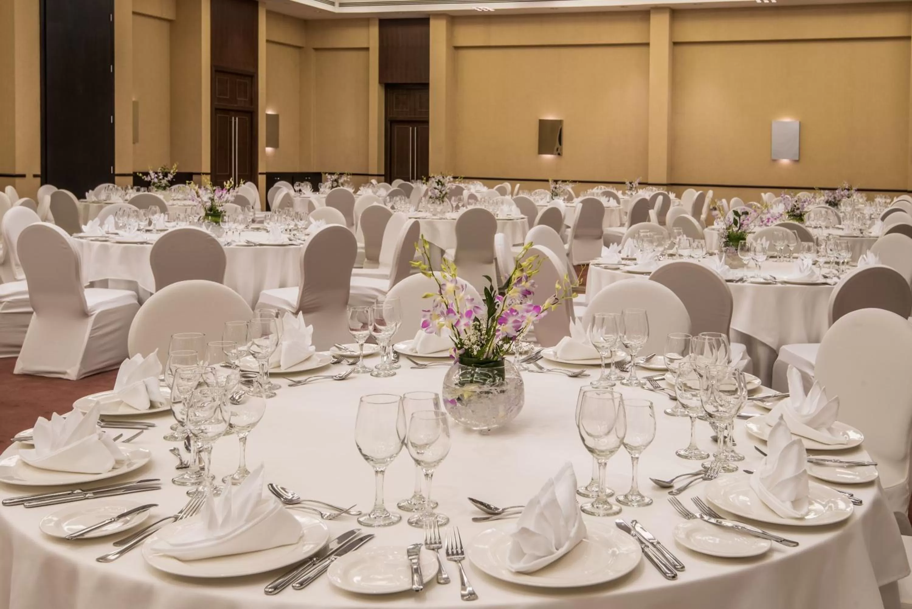 Banquet/Function facilities in Crowne Plaza Sohar by IHG