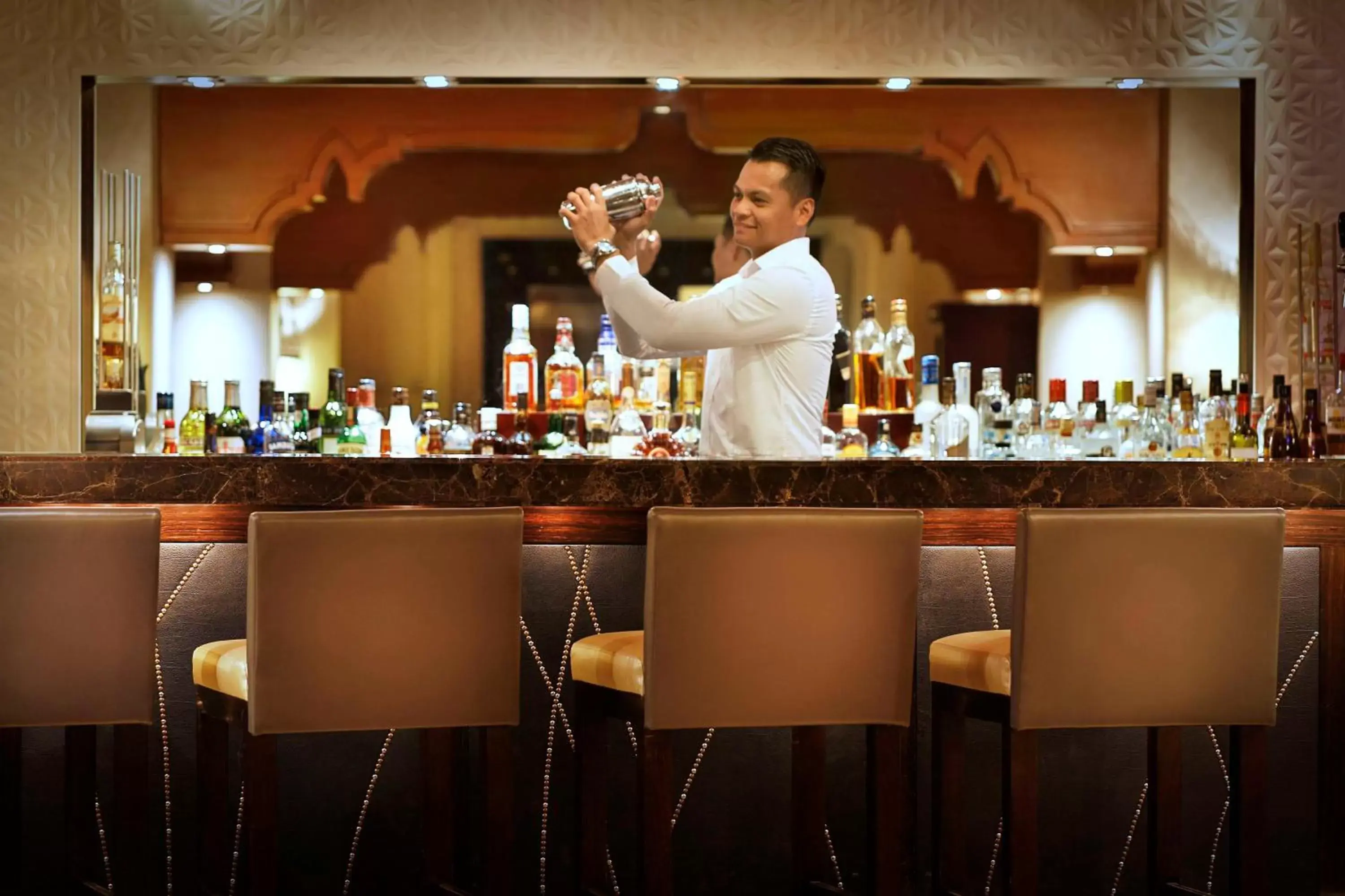 Lounge or bar, Lounge/Bar in Hilton Ras Al Khaimah Beach Resort