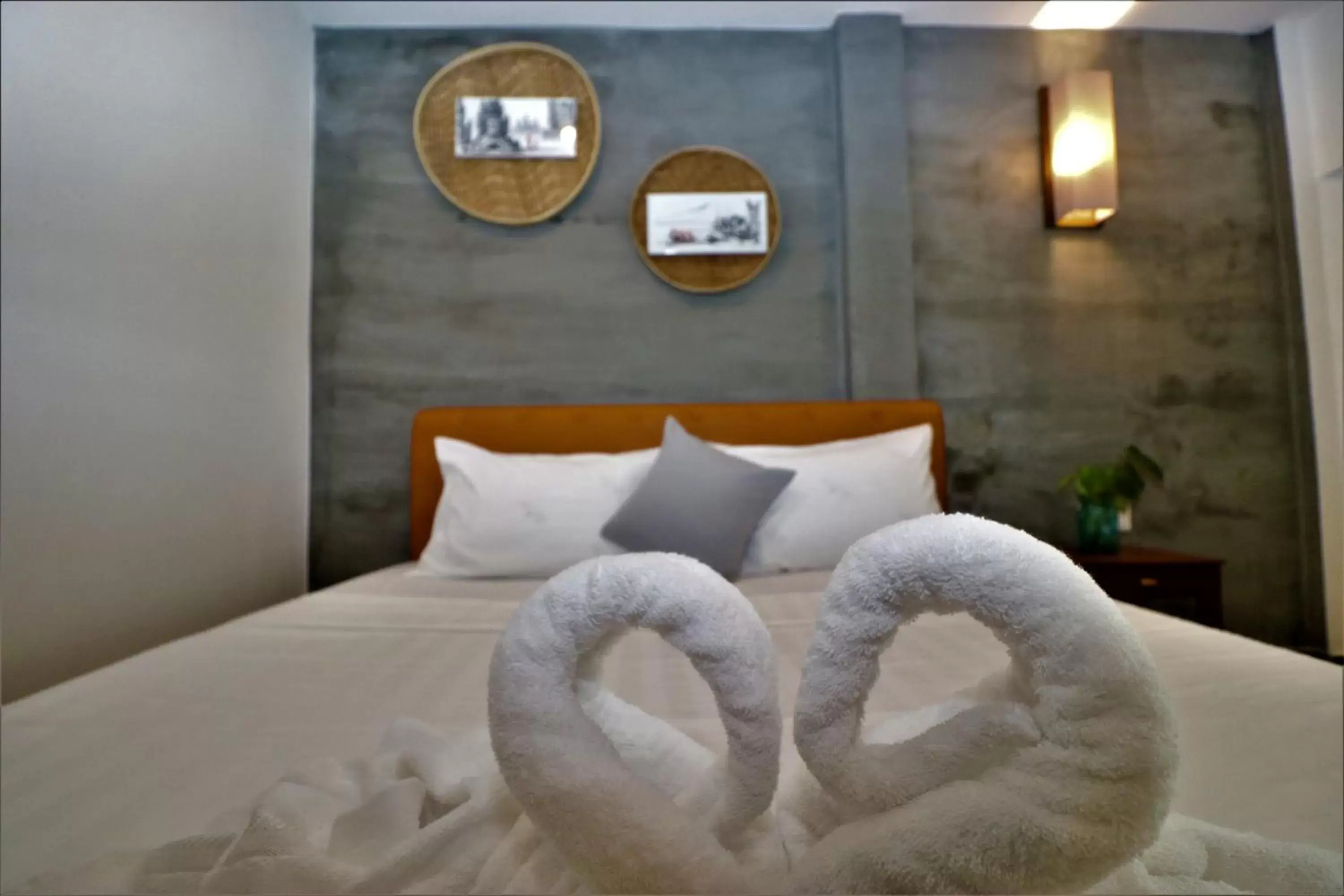 Bedroom, Bed in Grand Elevation Hotel