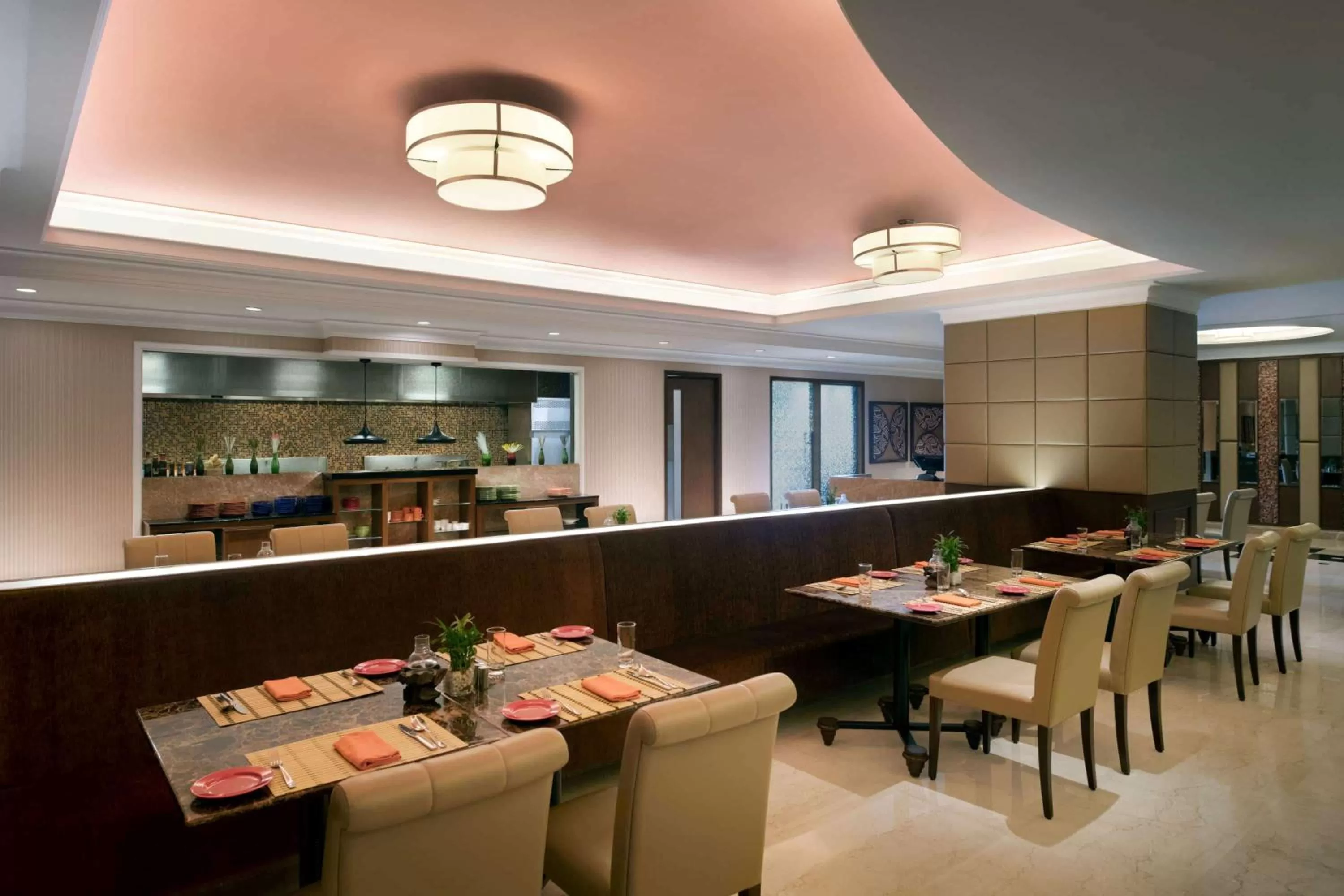 Restaurant/places to eat in Ramada Plaza Chennai