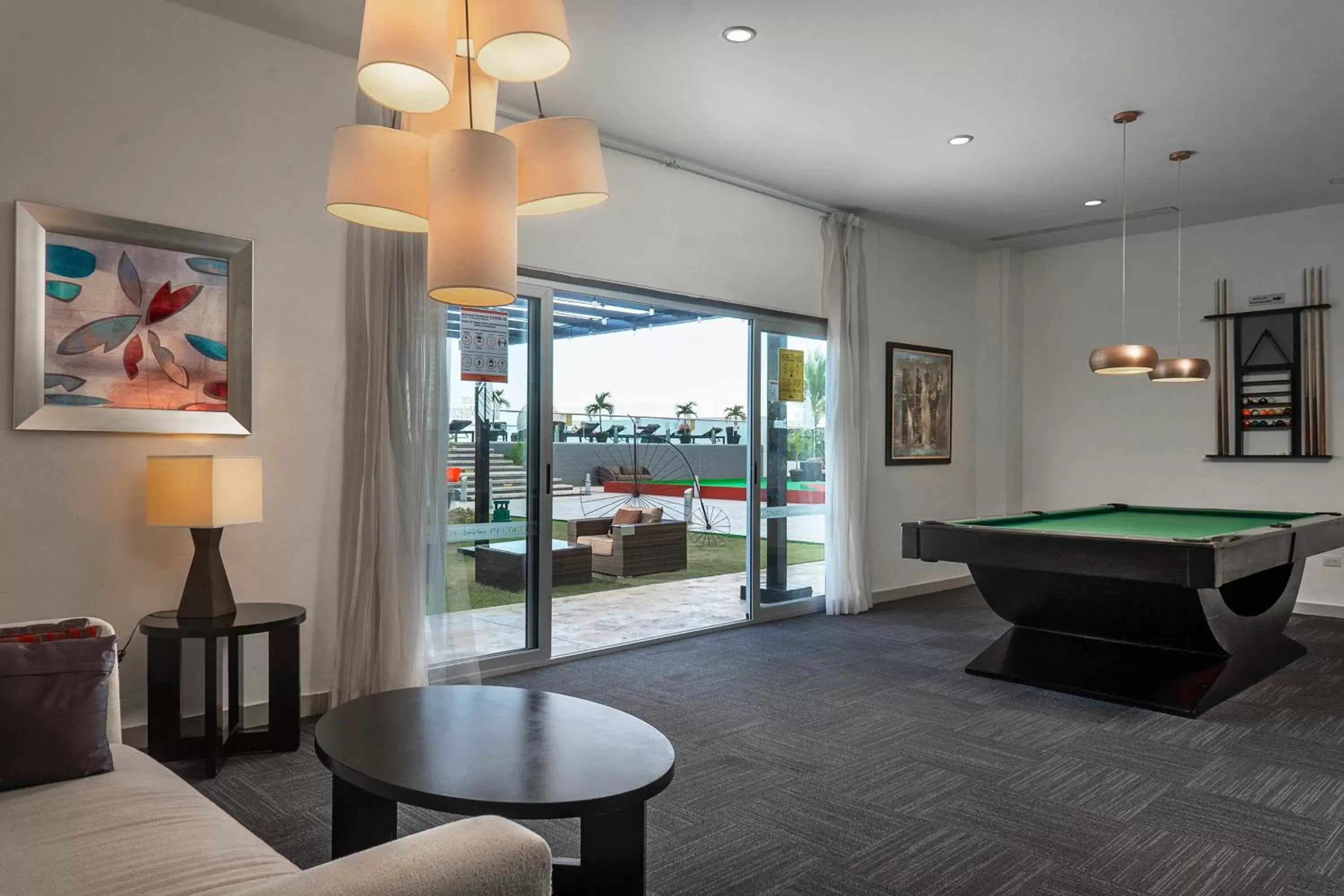 Lobby or reception, Billiards in Suites Malecon Cancun