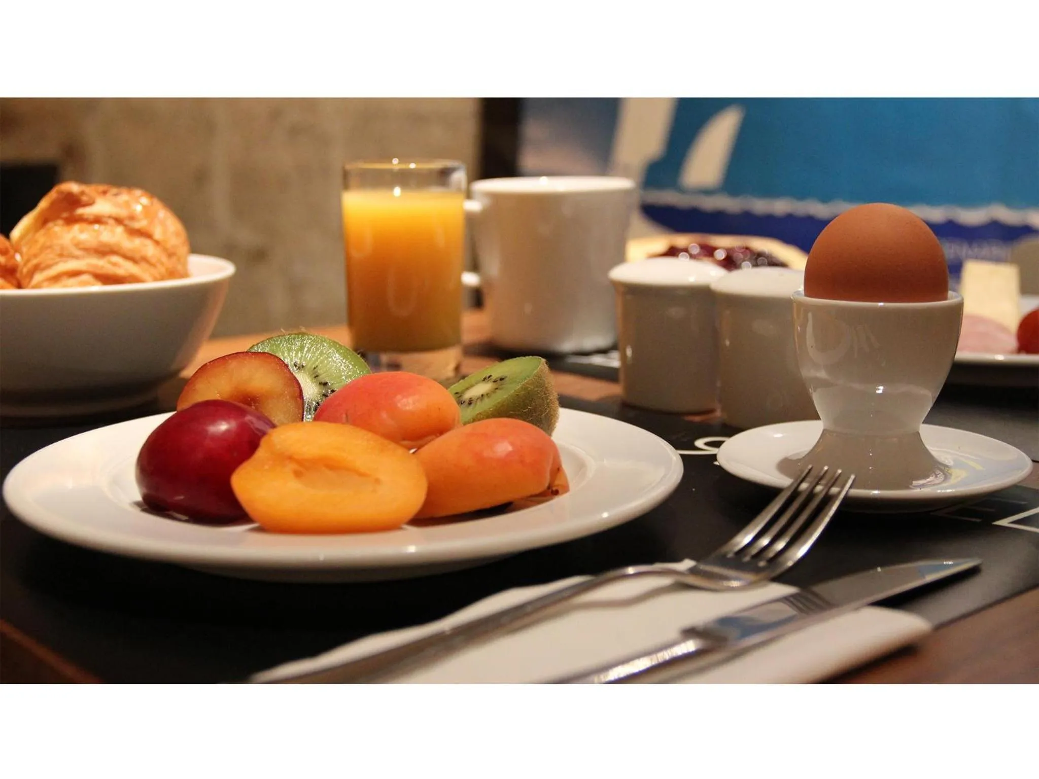 Restaurant/places to eat in 9Hotel Opera