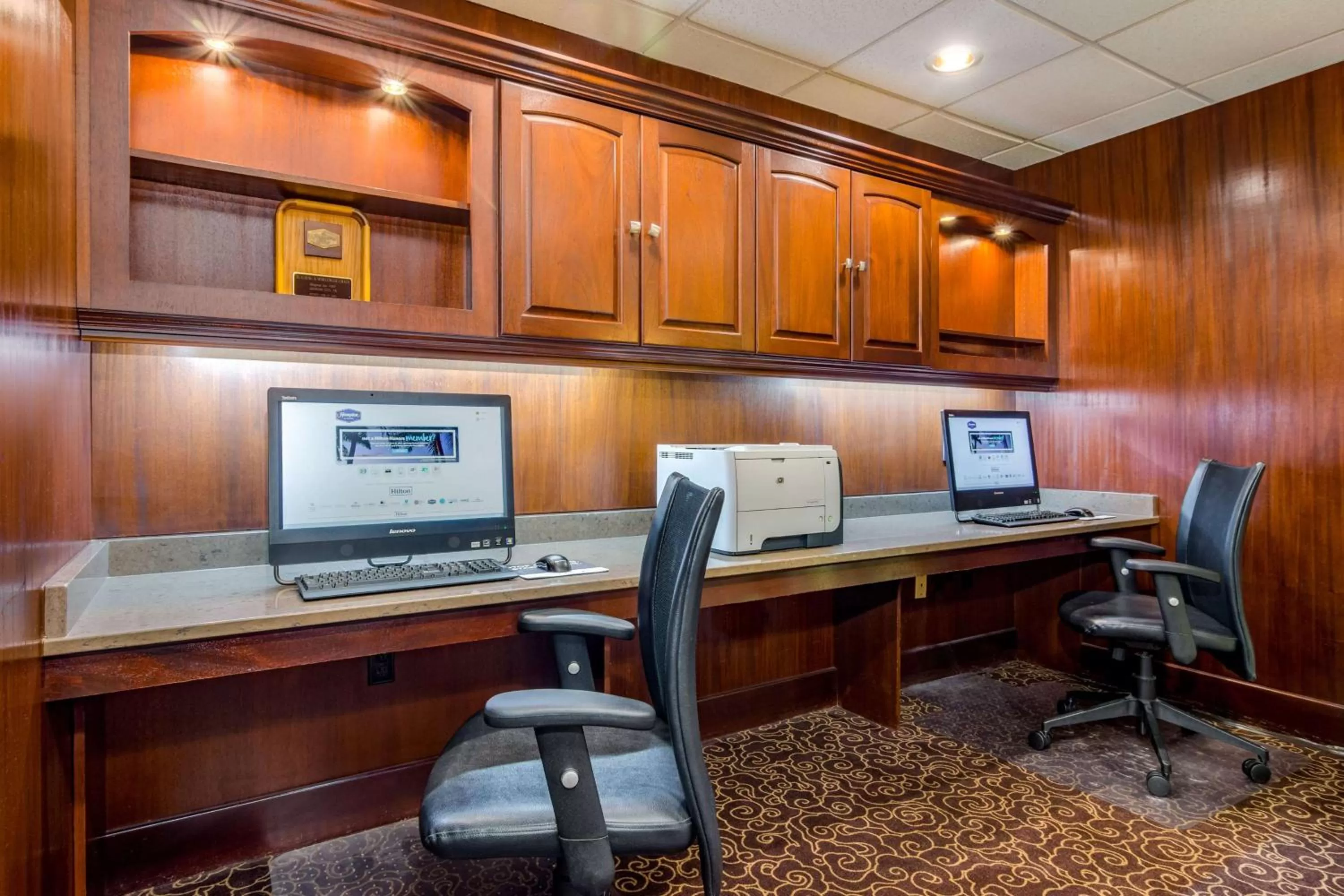 Business facilities in Hampton Inn Johnson City