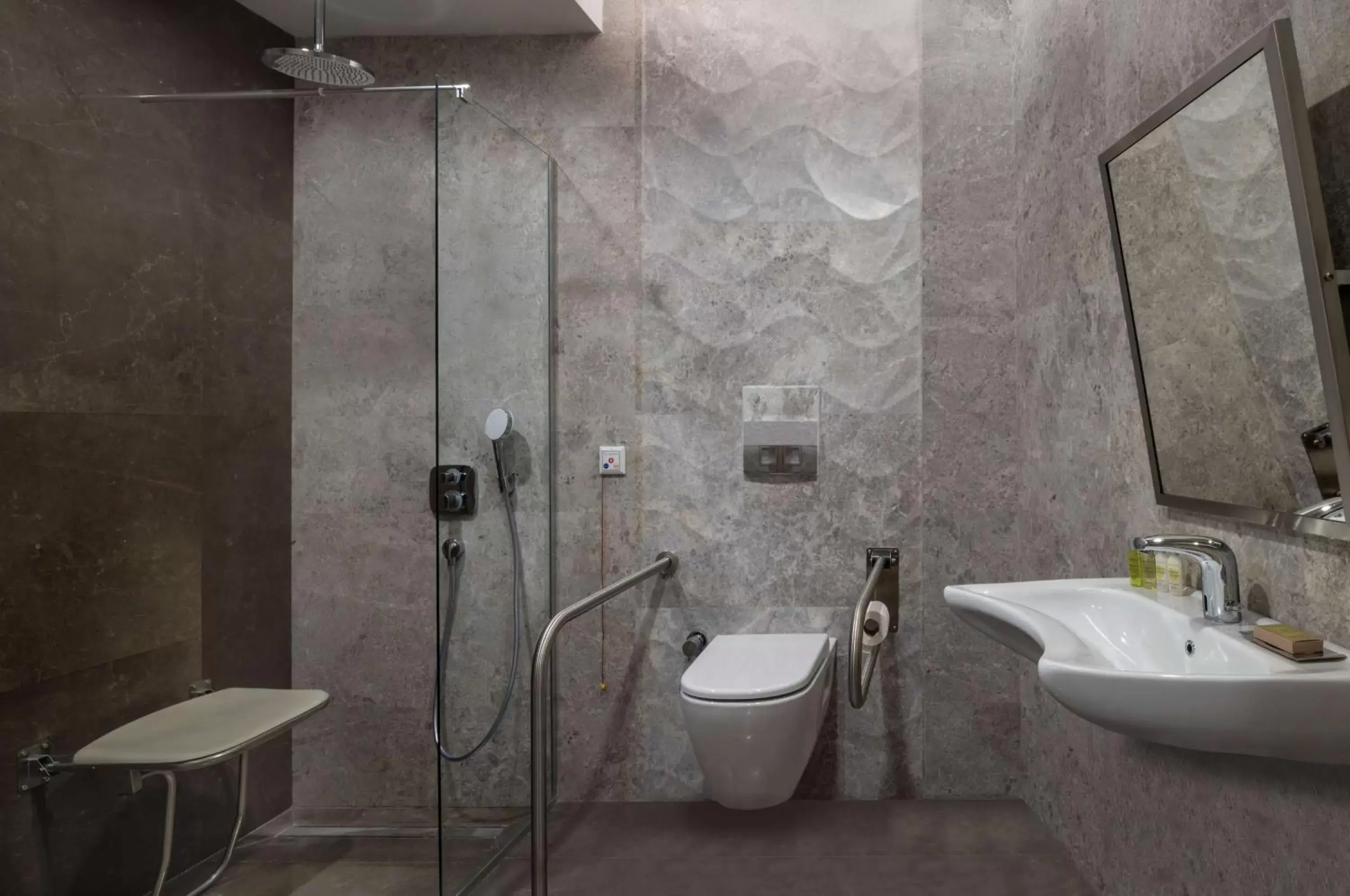 Bathroom in DoubleTree by Hilton Manisa