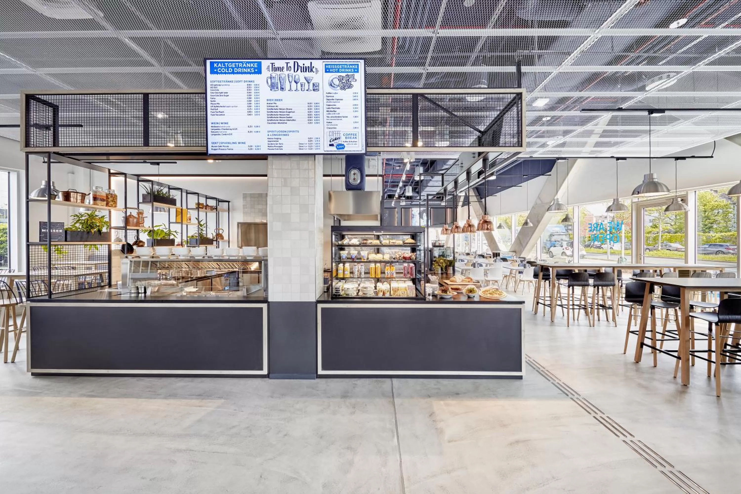 Restaurant/places to eat in H2 Hotel Düsseldorf City