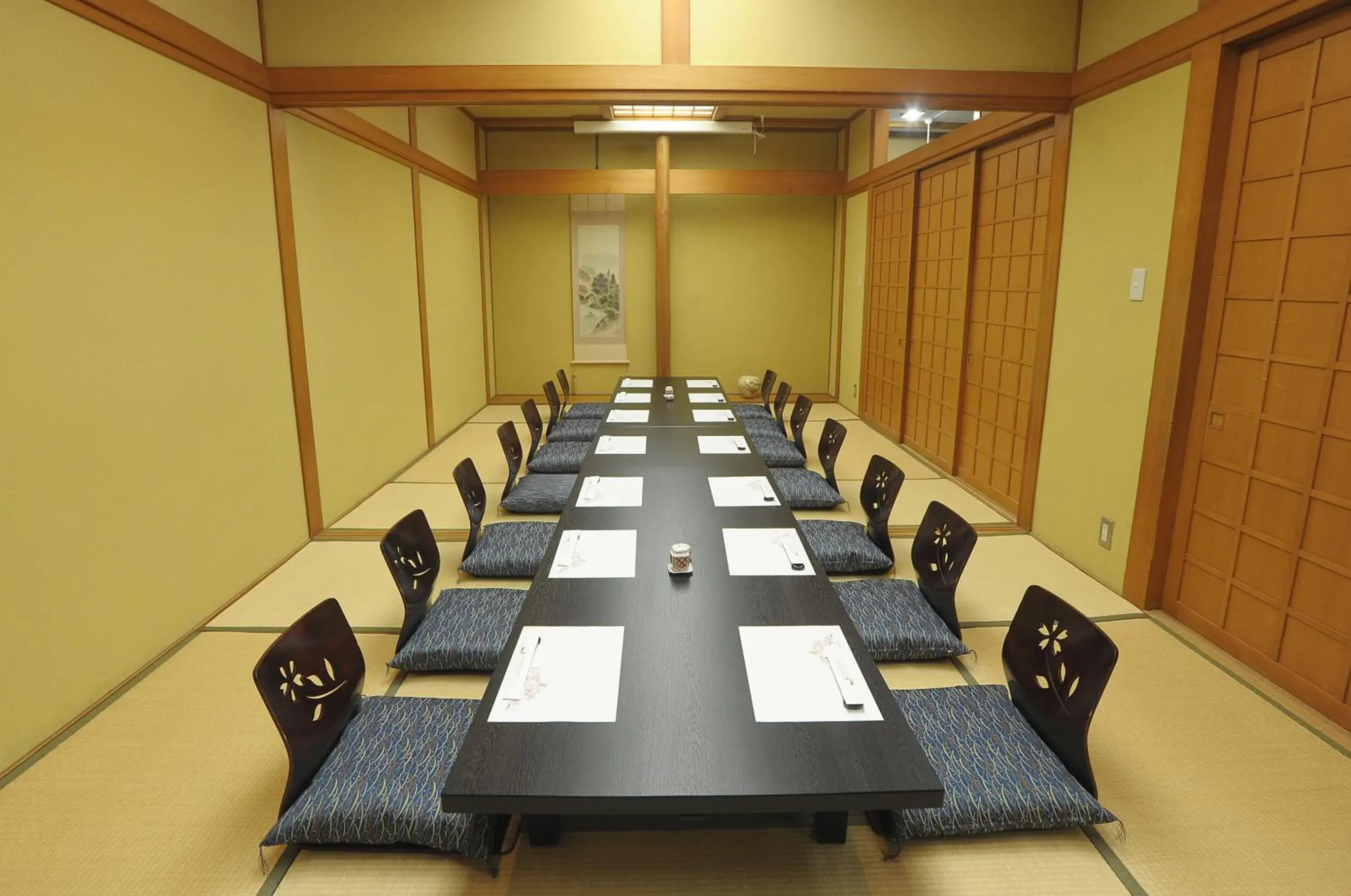 Restaurant/places to eat in Art Hotel Kagoshima