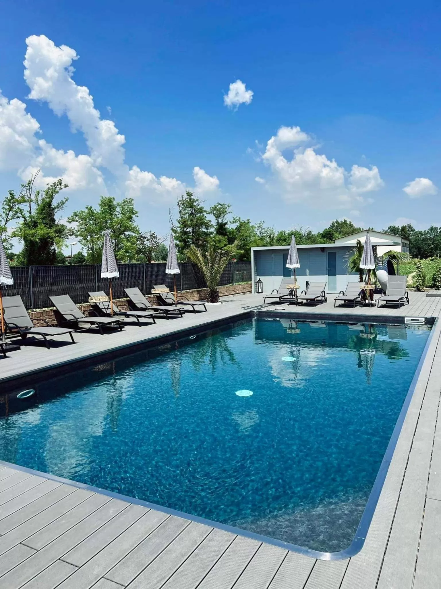 Swimming pool in RESIDENCE BACO Da SETA