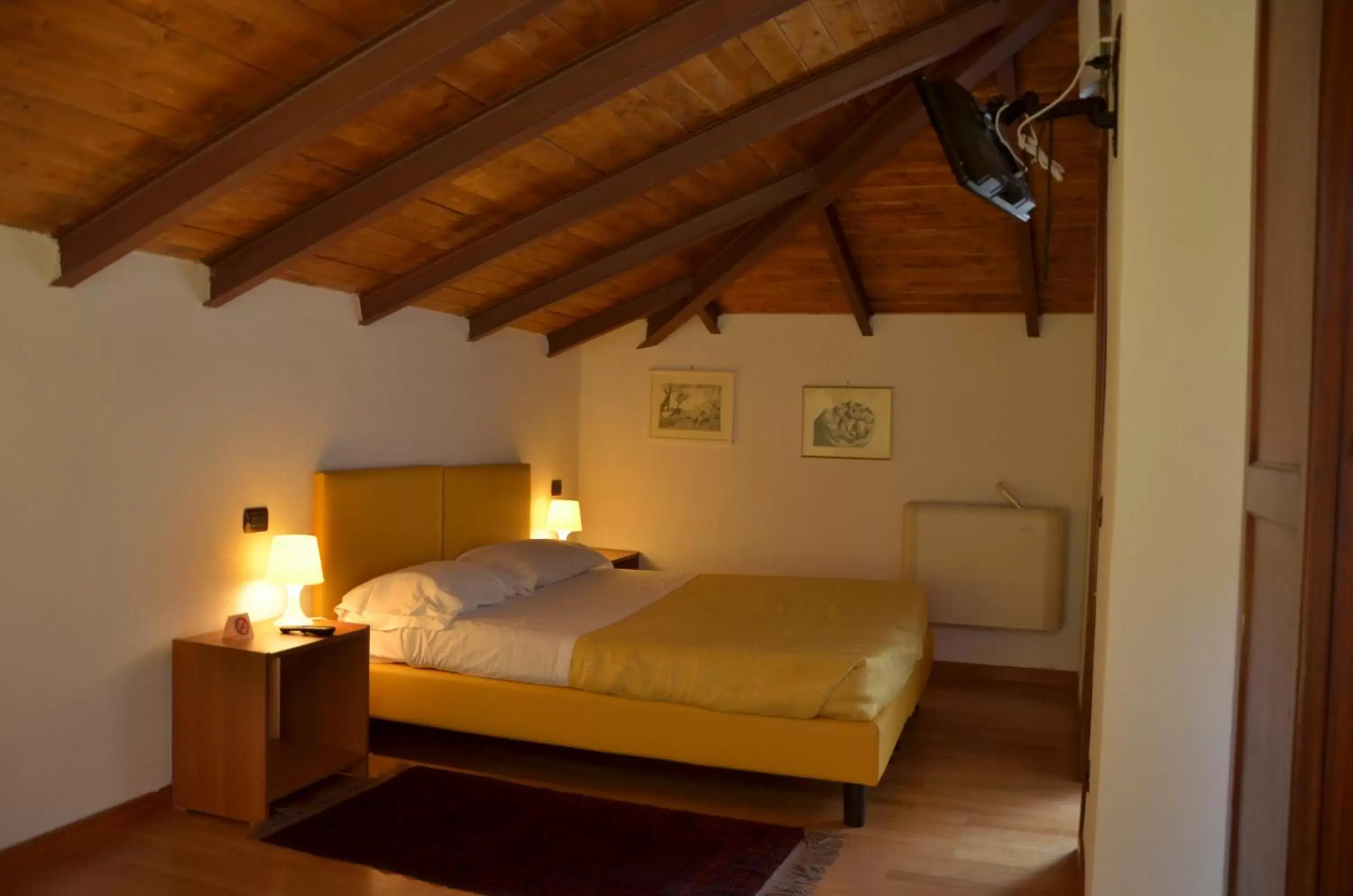 Photo of the whole room, Bed in Locanda Dal Moccia