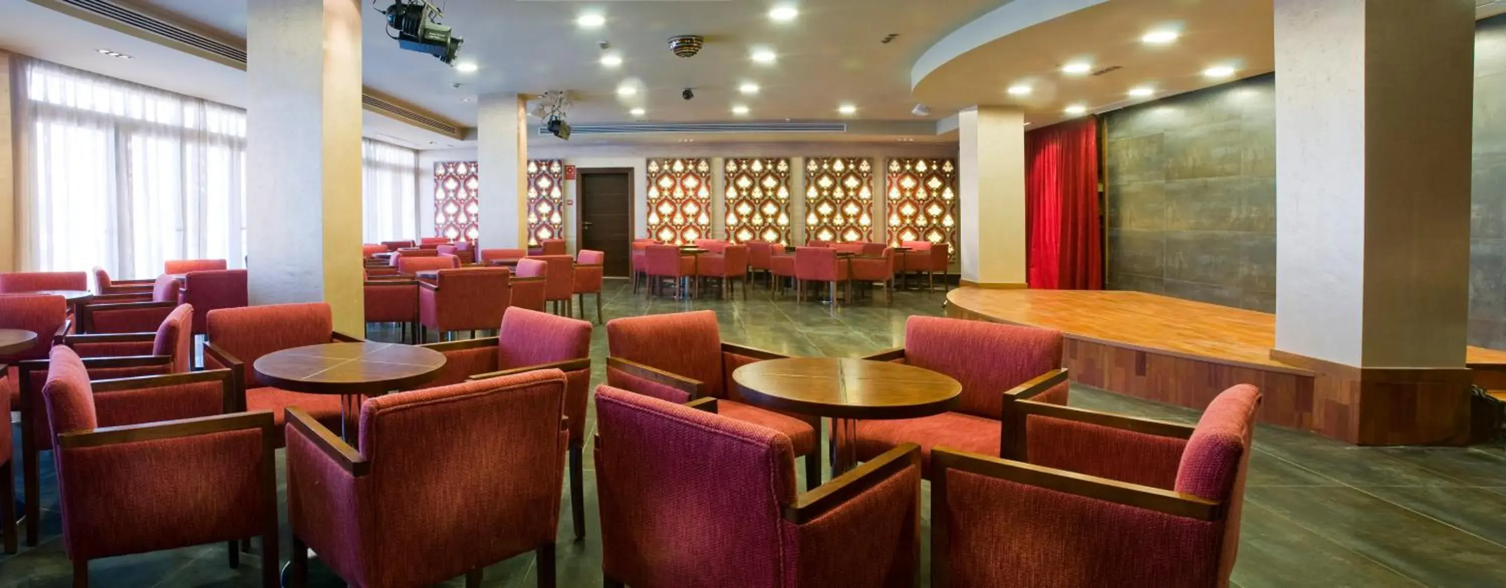 Lounge or bar, Lounge/Bar in Kn Hotel Arenas del Mar Adults Only