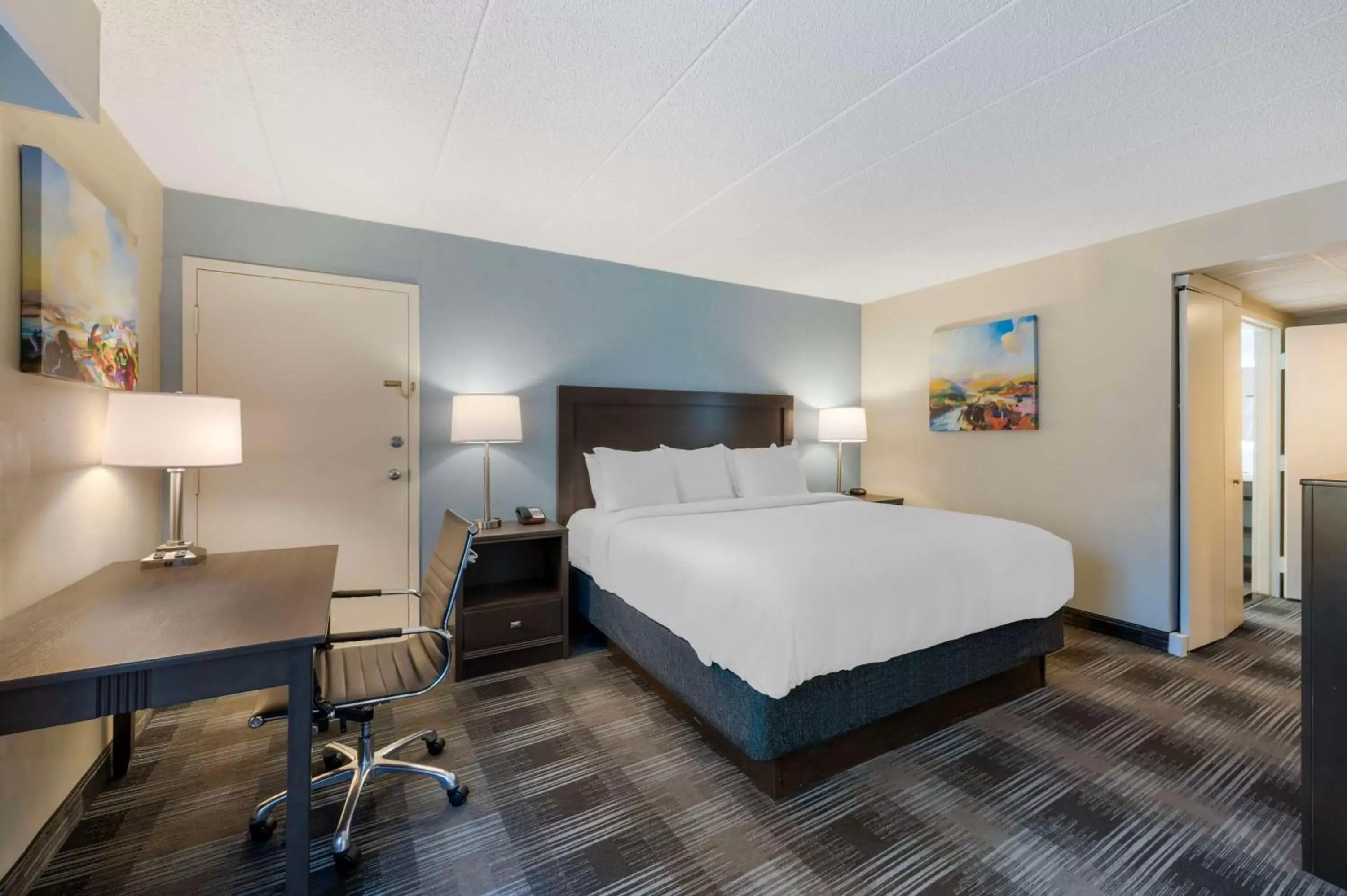 Photo of the whole room, Bed in Best Western Plus Alexandria Fort Belvoir Photo of the whole room, Bed in Best Western Plus Alexandria Fort Belvoir