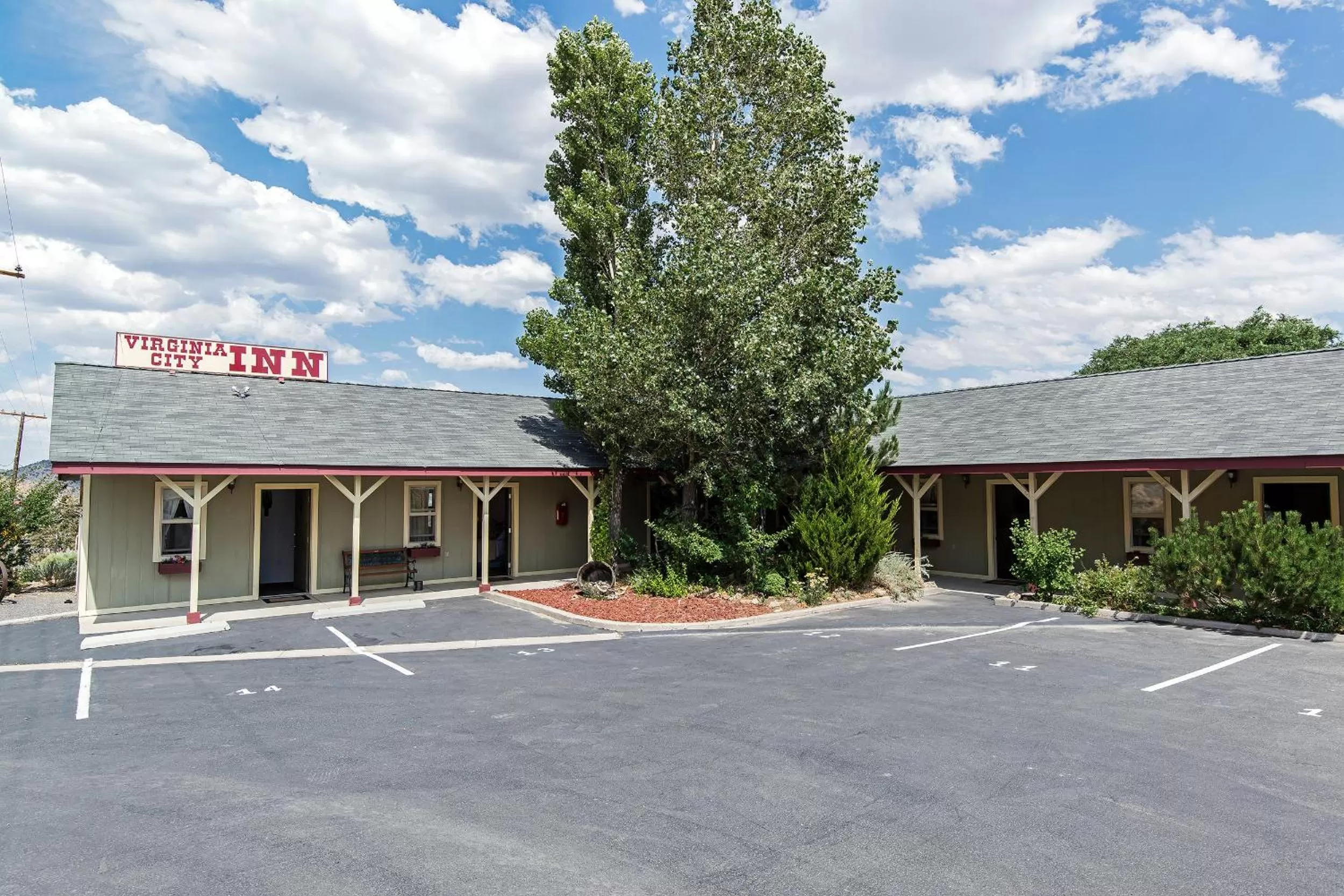 Property building in Virginia City Inn