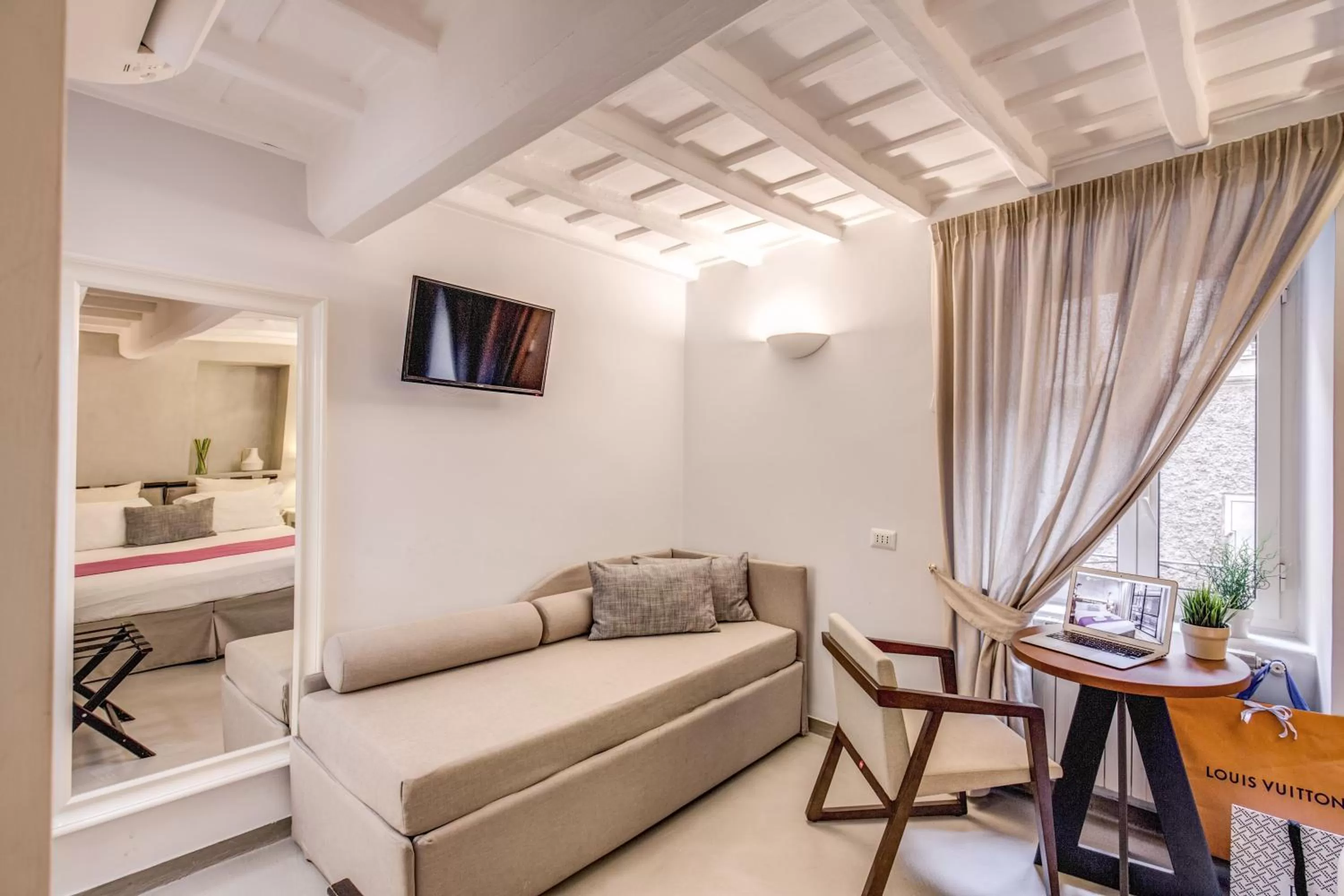 Bedroom in The Spanish Suite Piazza di Spagna