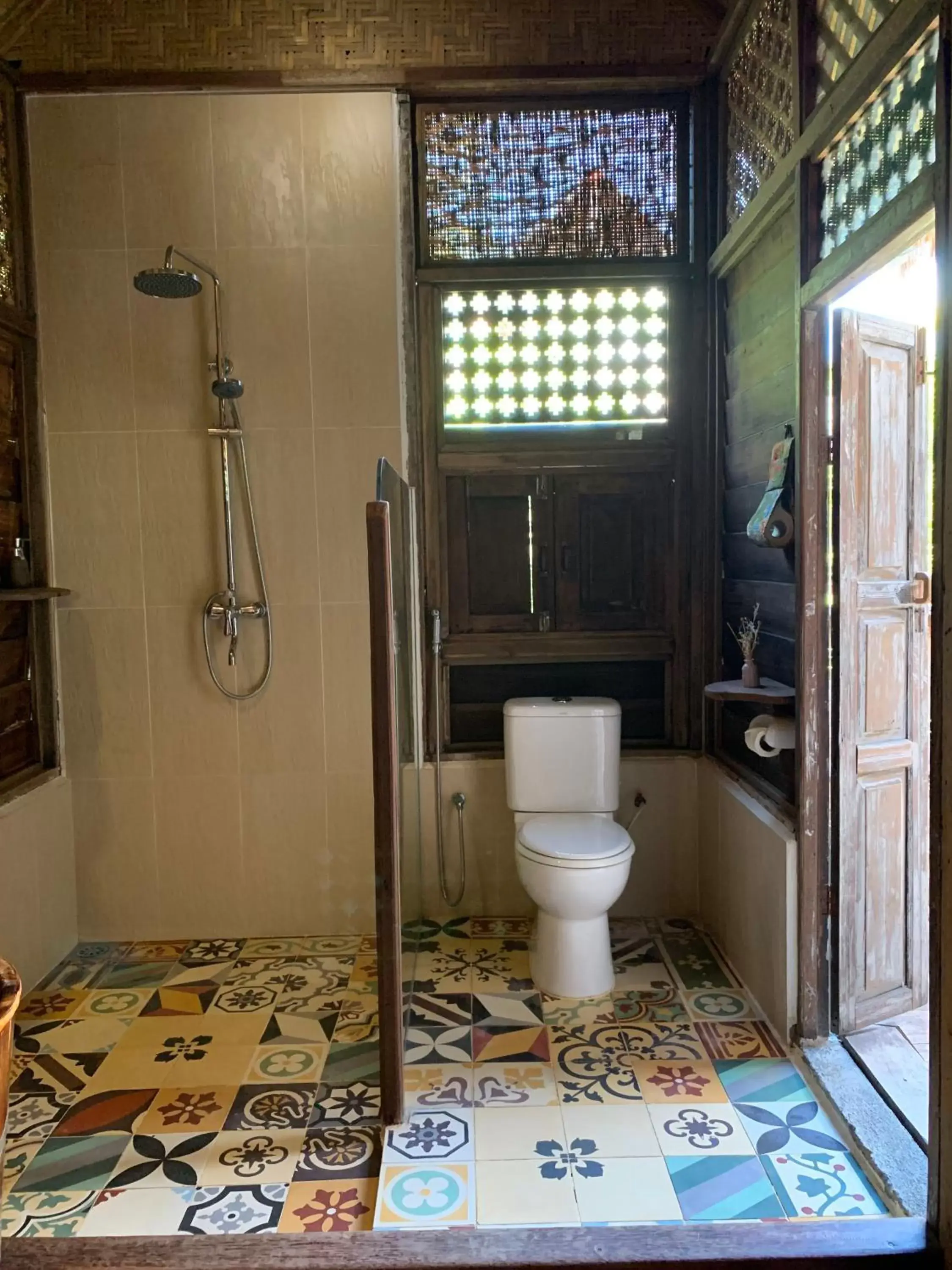 Bathroom in Kunang Kunang Heritage Villas