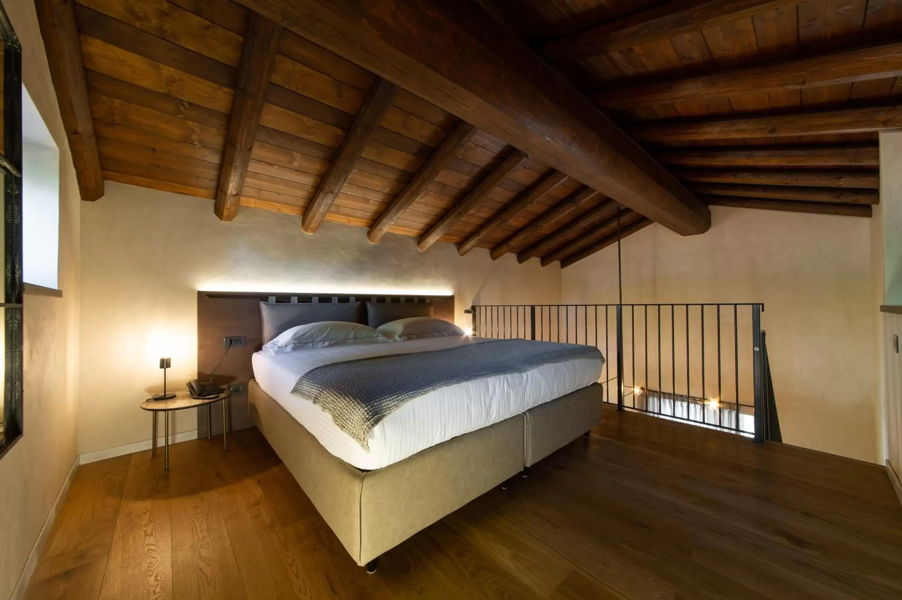 Bedroom, Bed in Relais San Vigilio al Castello