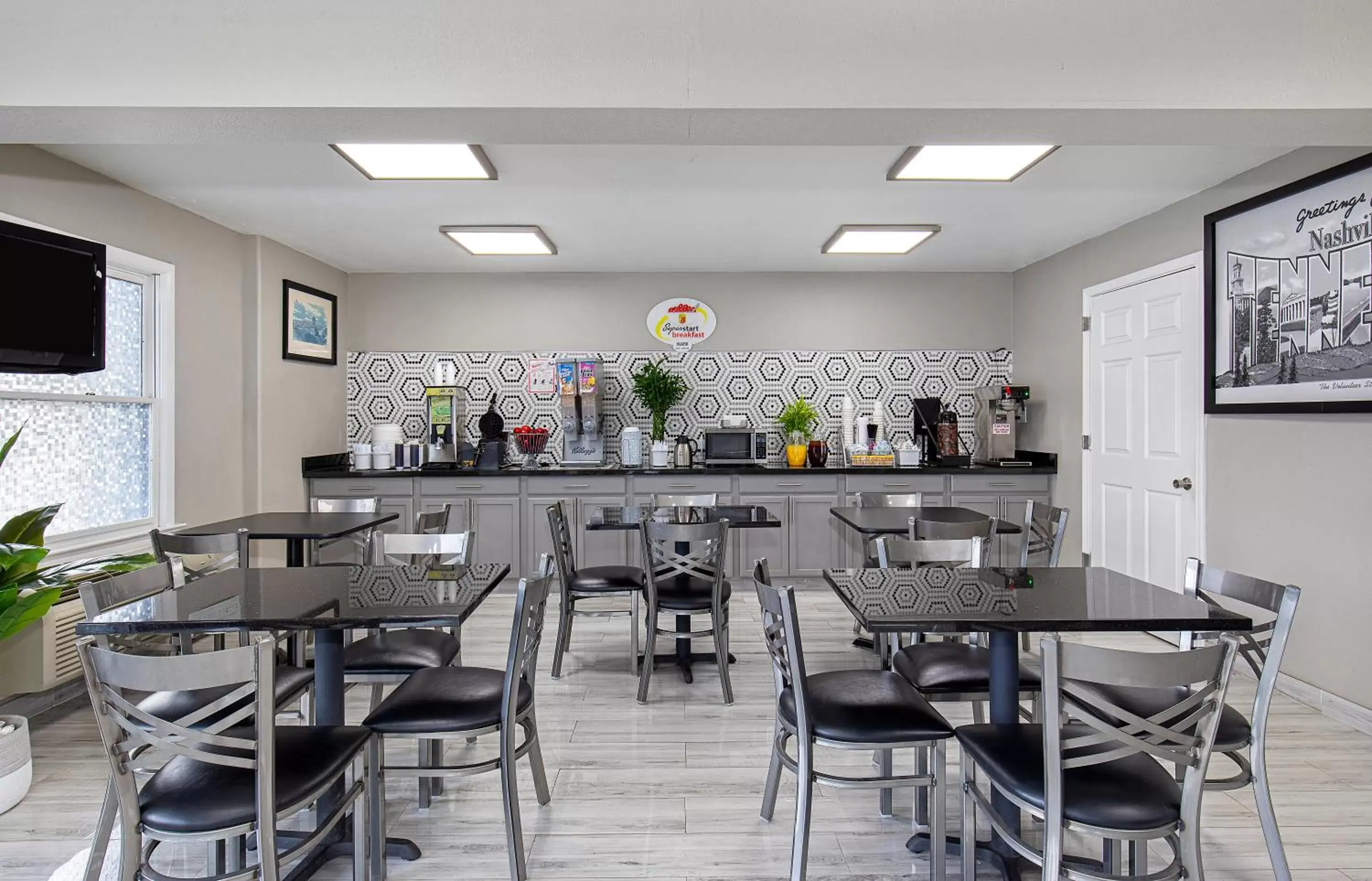 Breakfast in Super 8 by Wyndham Nashville West Breakfast in Super 8 by Wyndham Nashville West