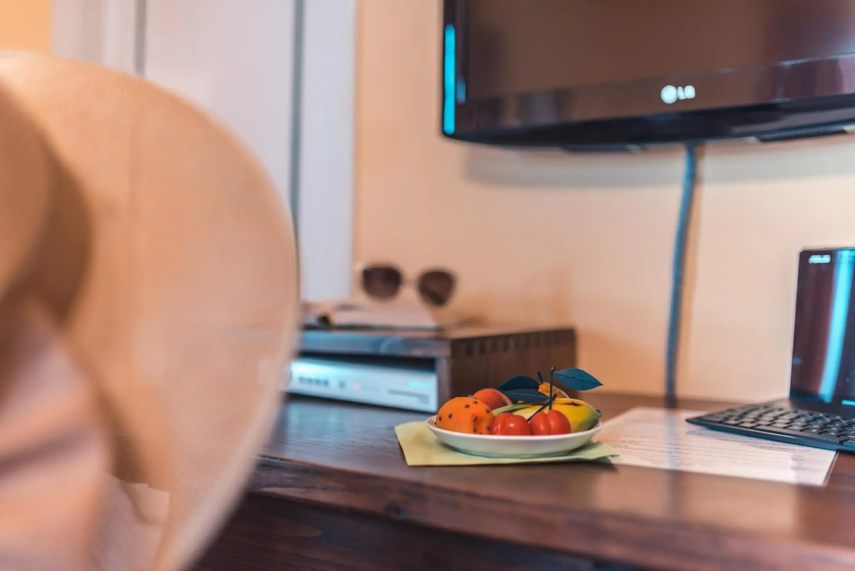 TV/Entertainment Center in Hotel Villa Sirina