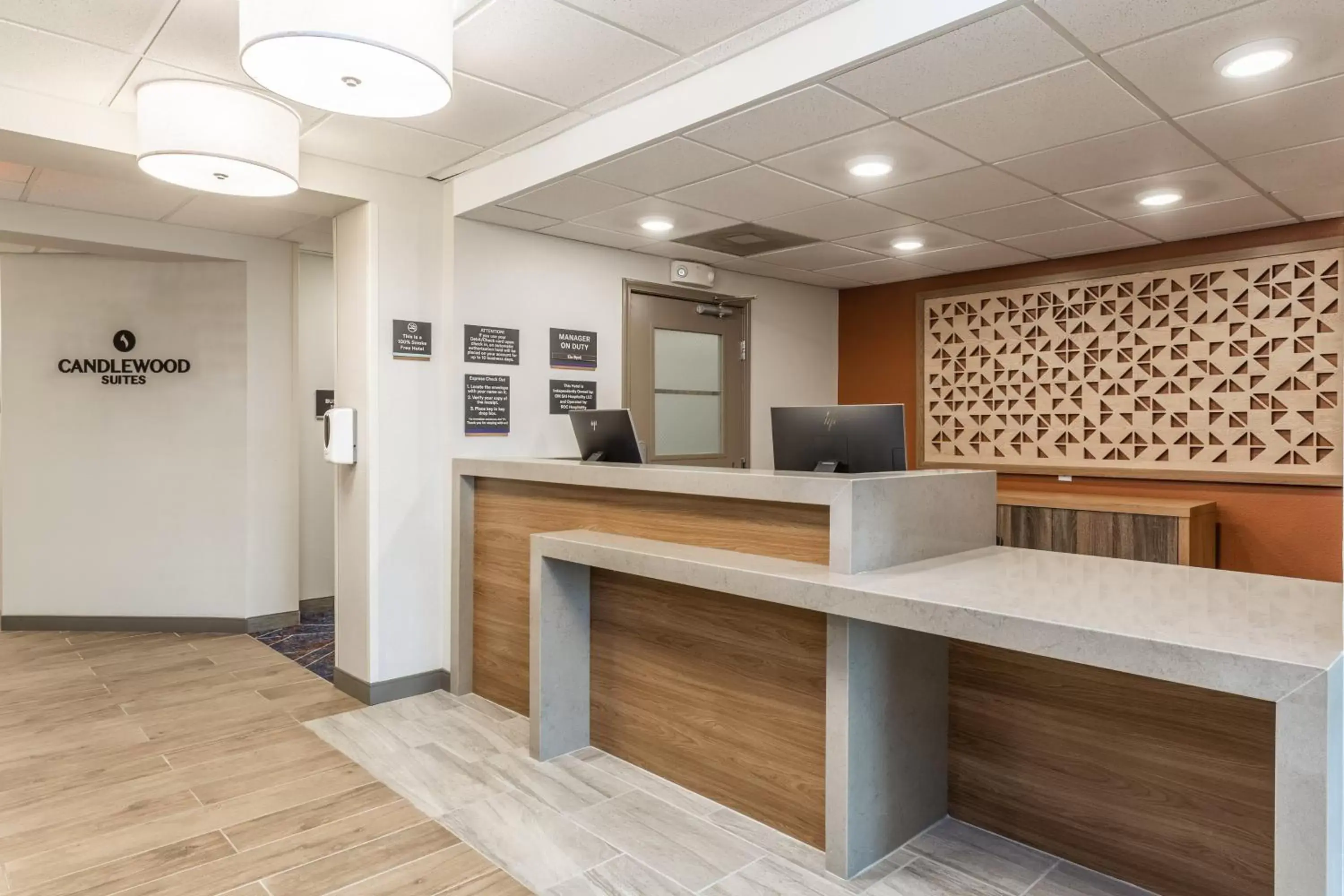 Property building, Lobby/Reception in Candlewood Suites Ofallon, Il - St. Louis Area, an IHG Hotel