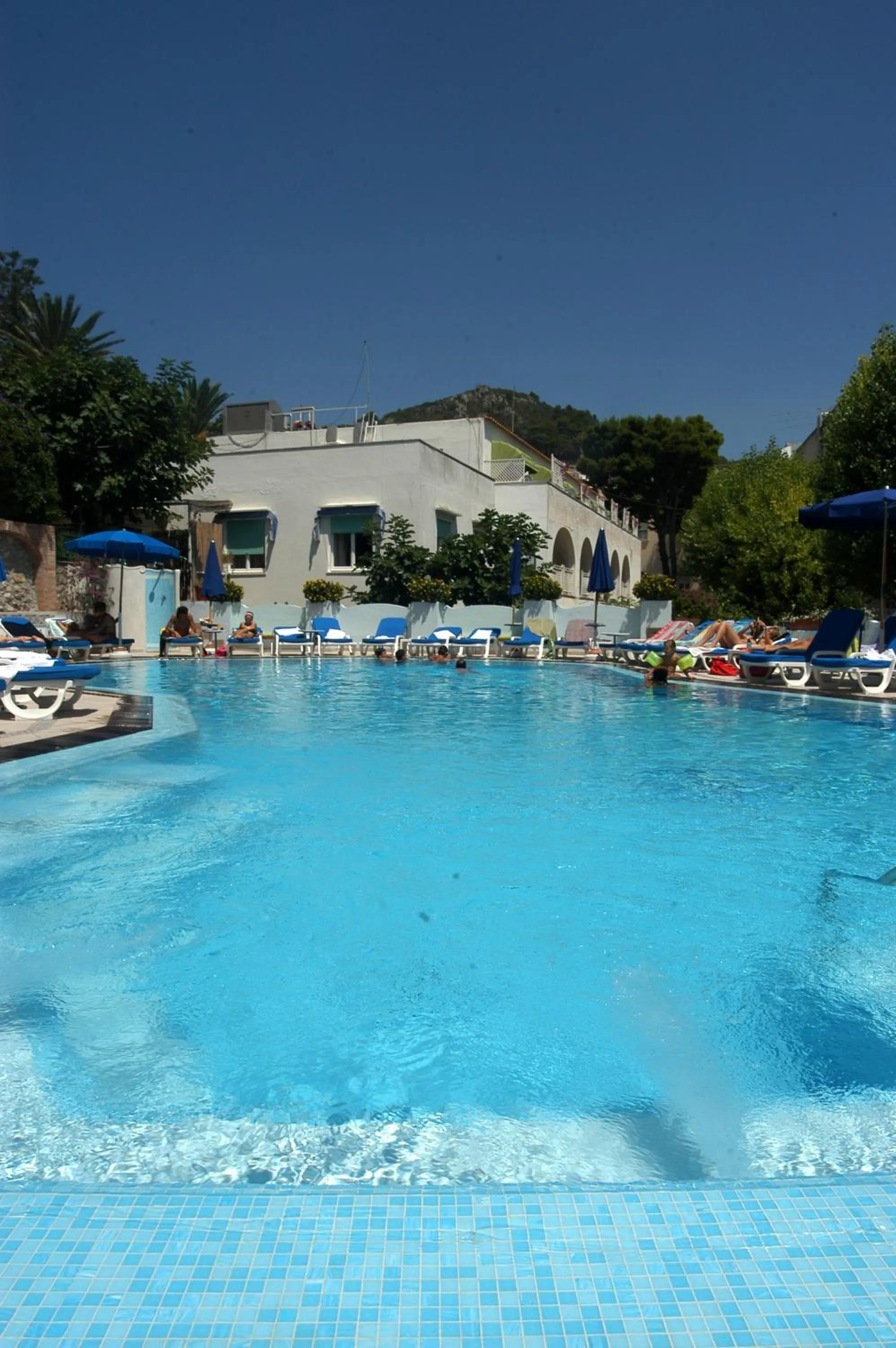 Swimming pool in Hotel San Felice