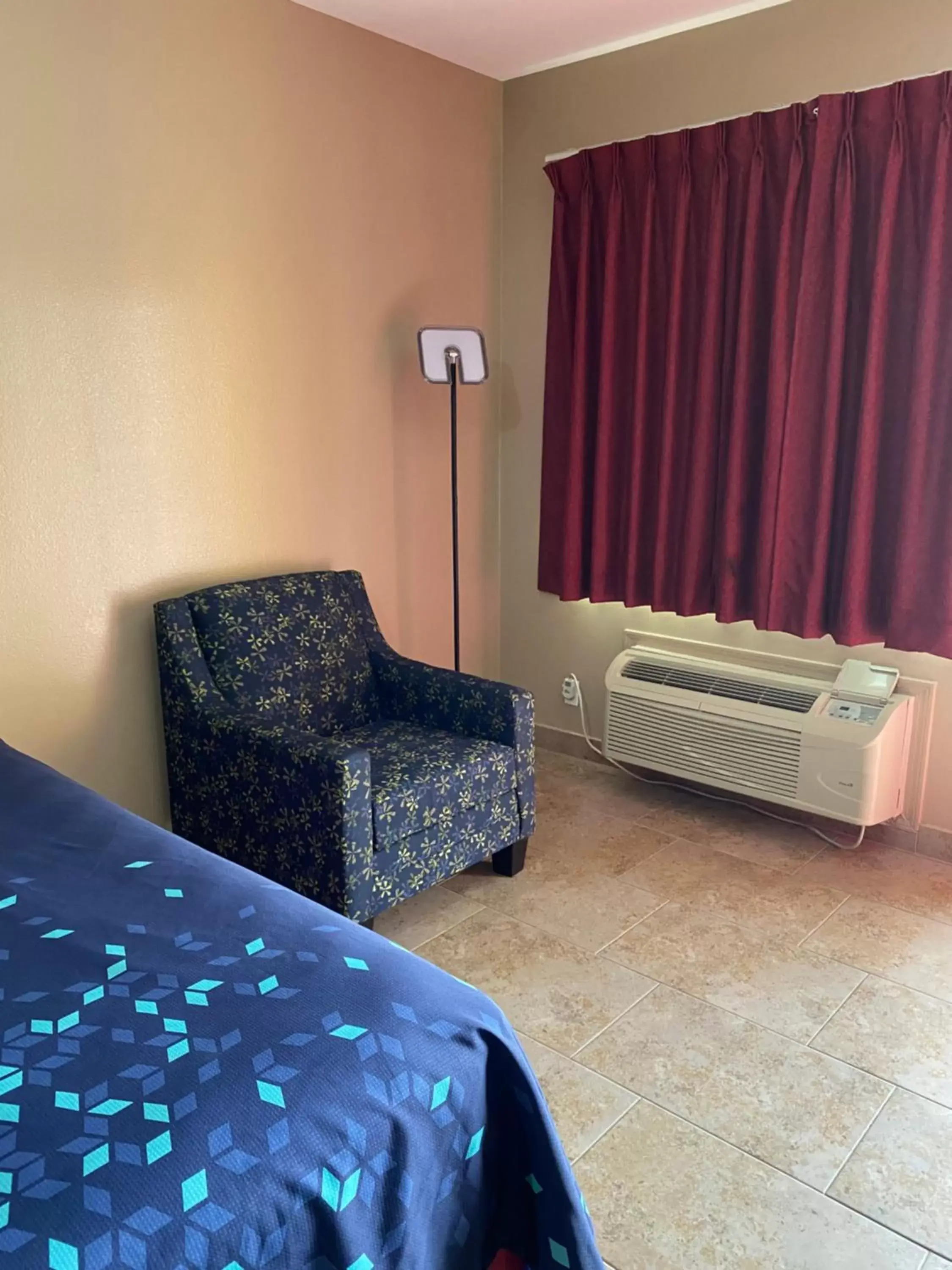 Seating Area in Los Fresnos Inn and Suites