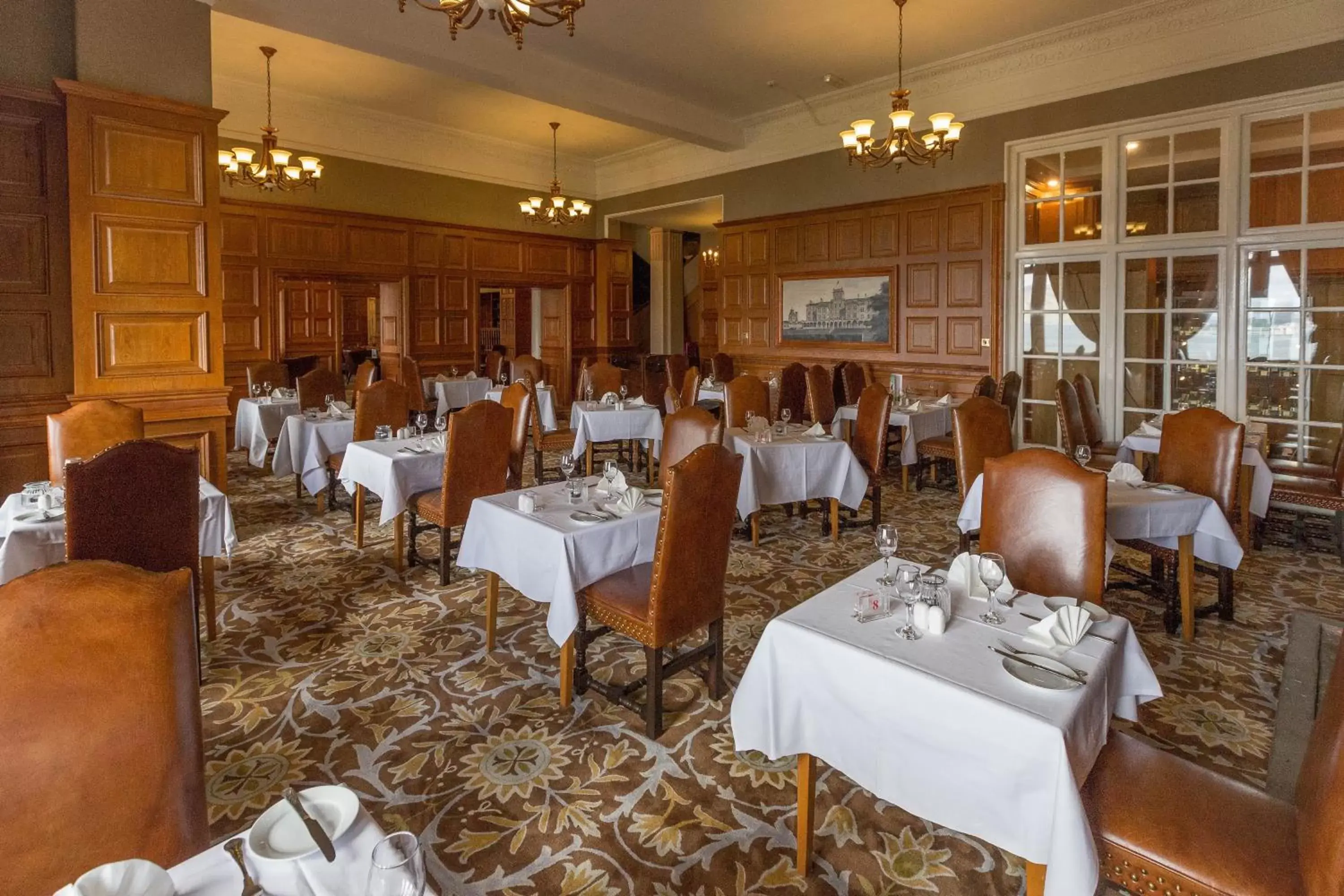 Restaurant/places to eat in The Glenburn Hotel Restaurant/places to eat in The Glenburn Hotel