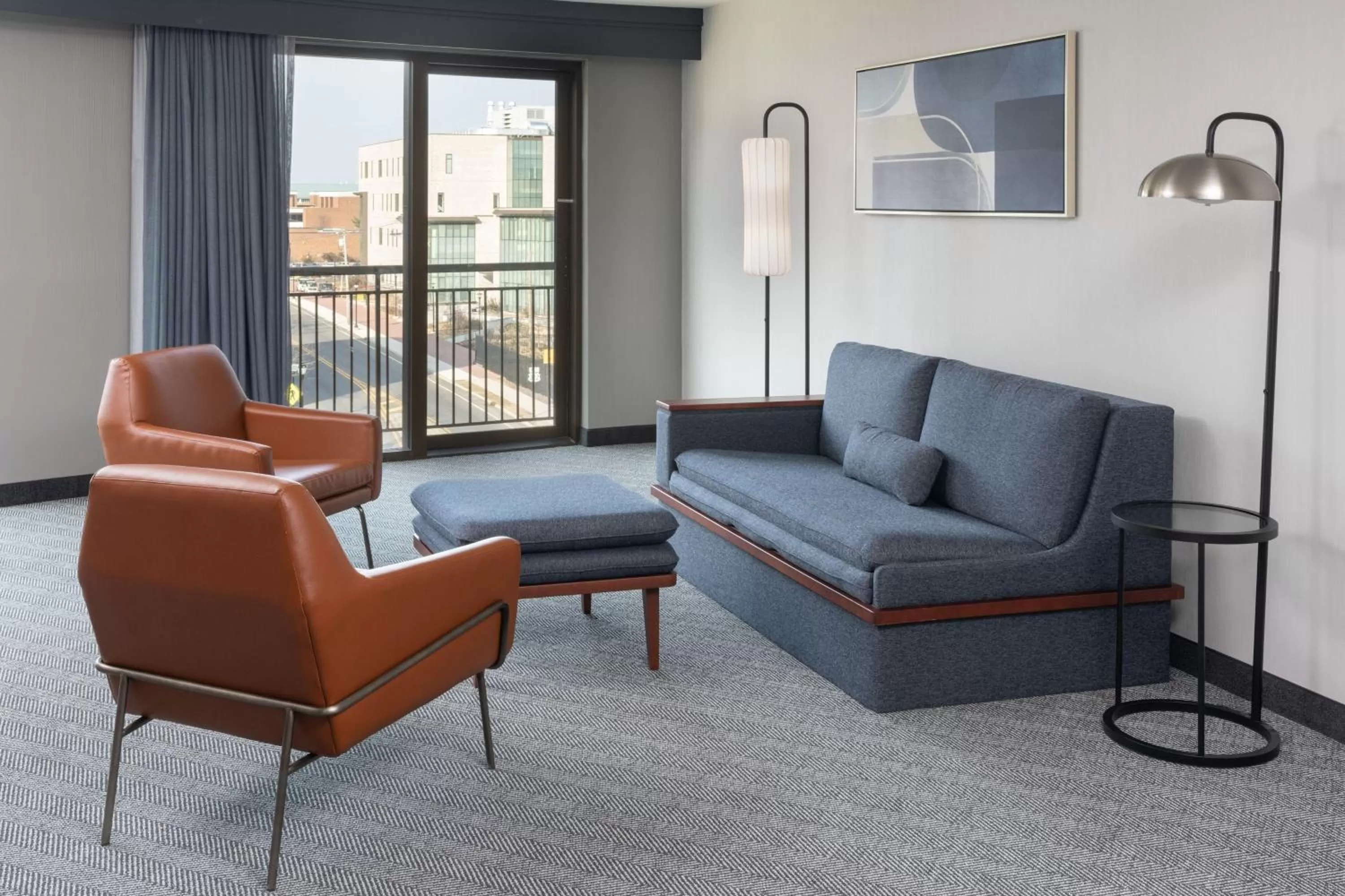 Living room in Courtyard by Marriott Glassboro Rowan University