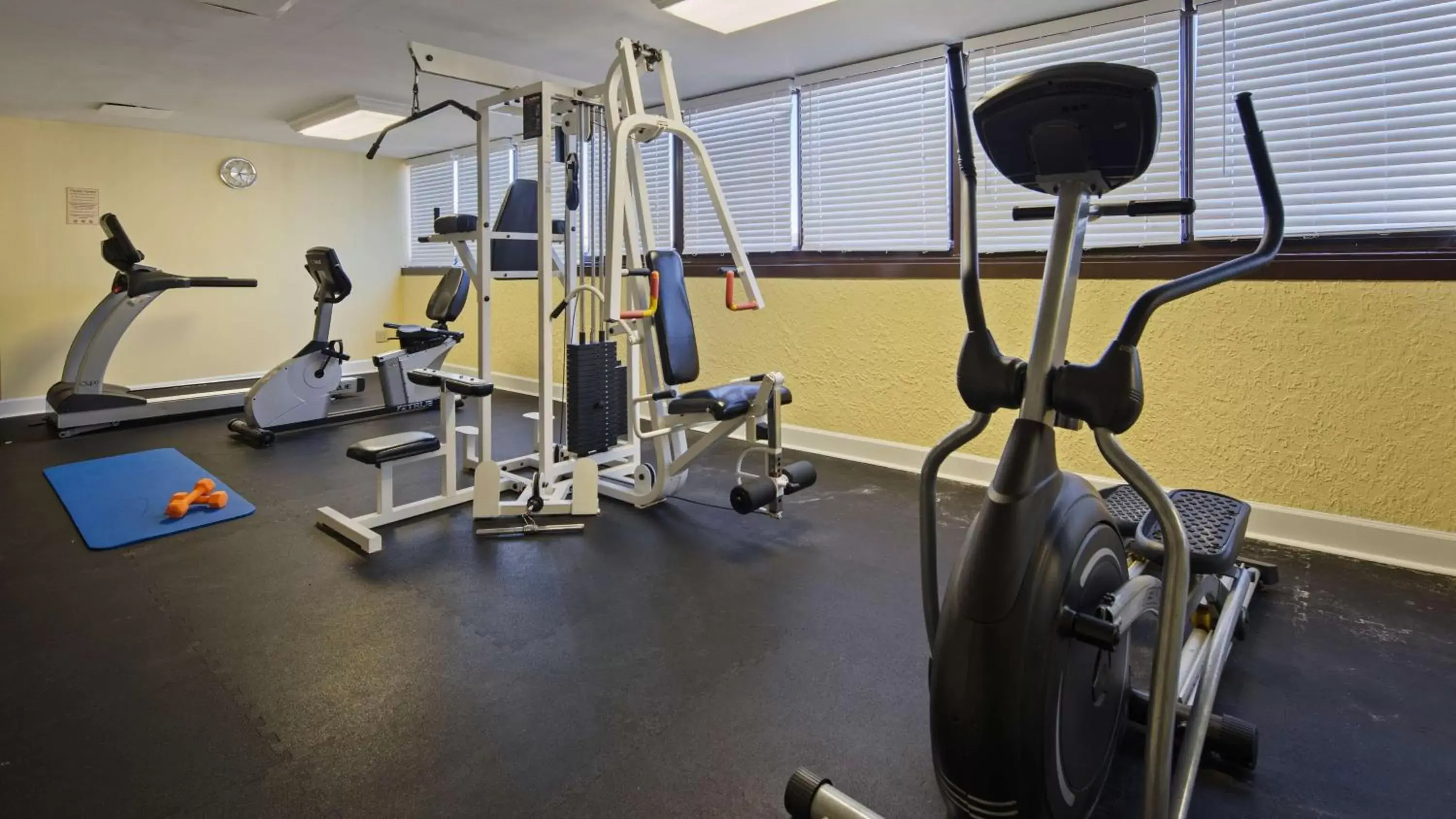 Activities, Fitness Center/Facilities in Best Western Ocean Sands Beach Resort