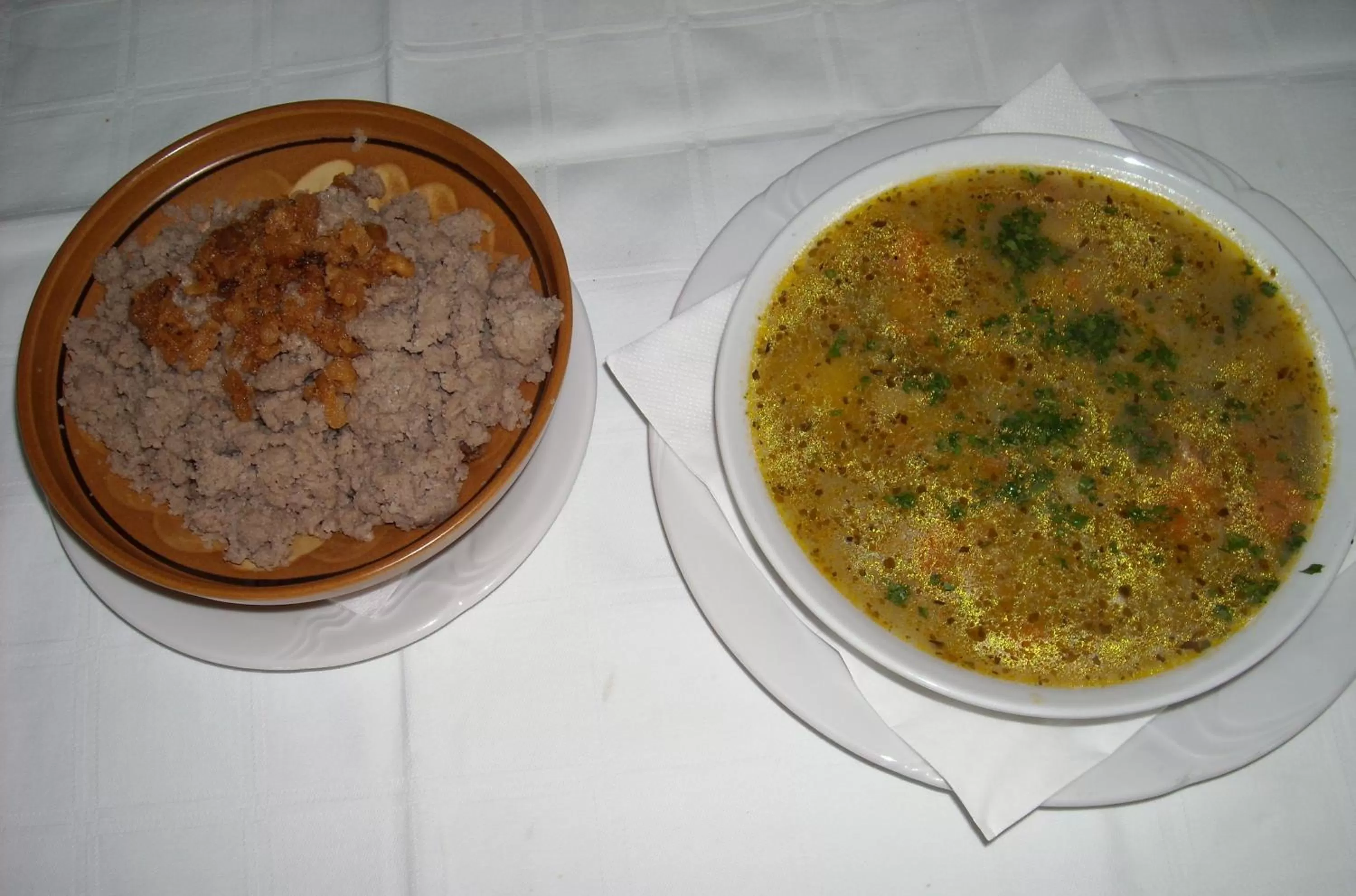 Food in Gostisce Jezero