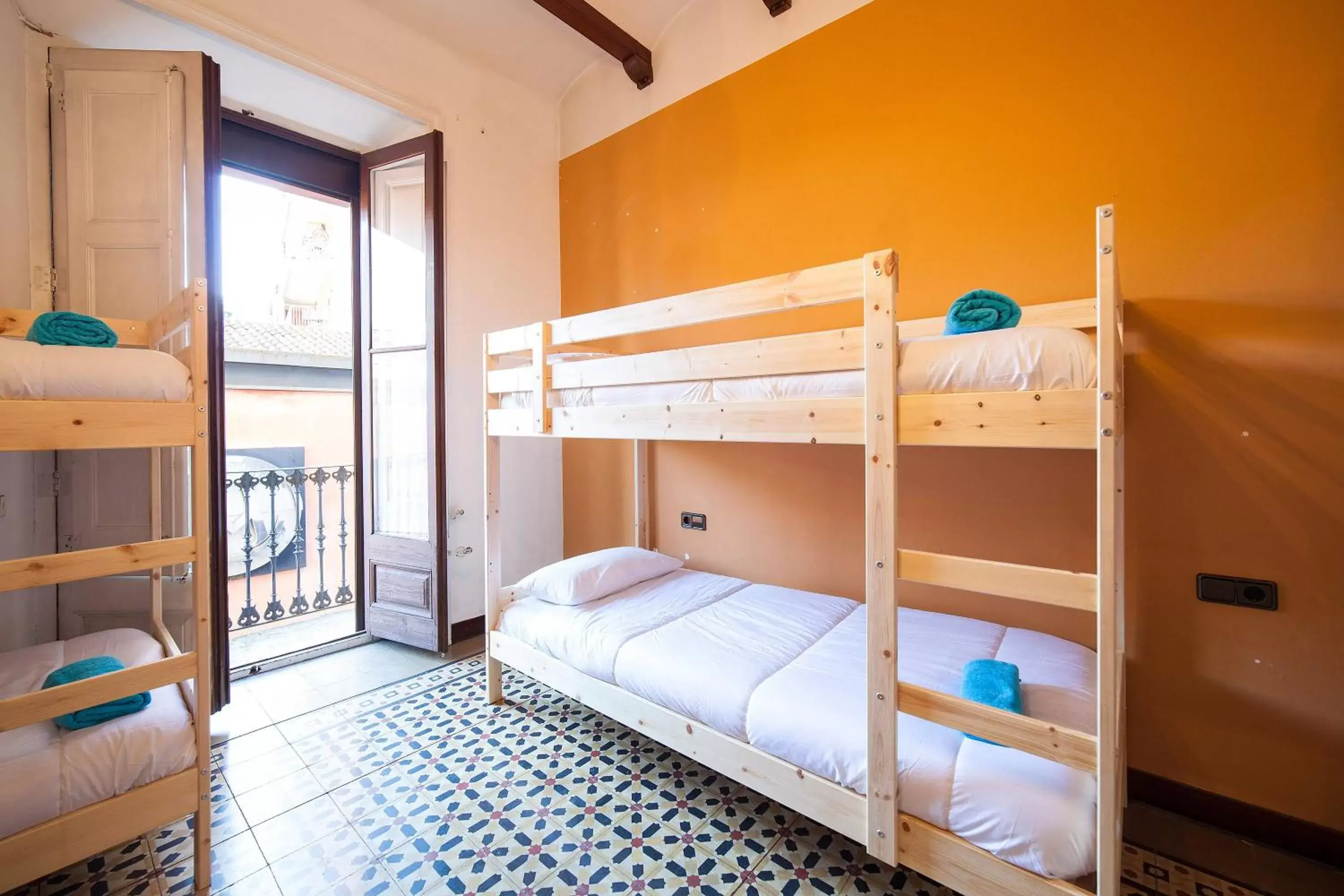 Bunk Bed in Bed in Girona