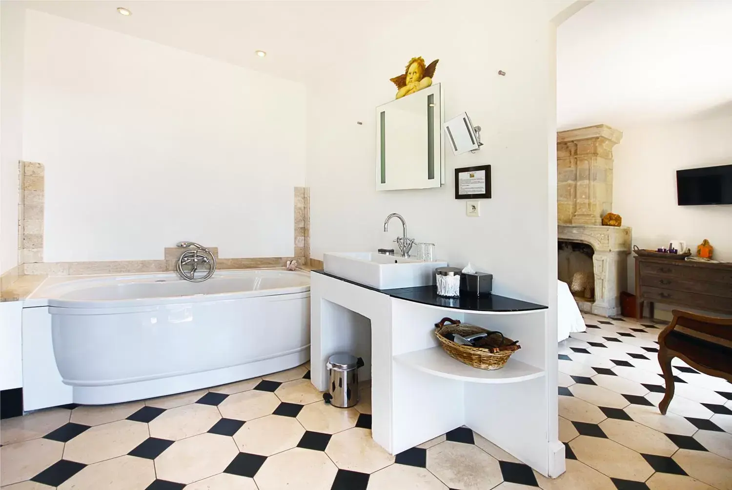 Bathroom in Hôtel du Clos