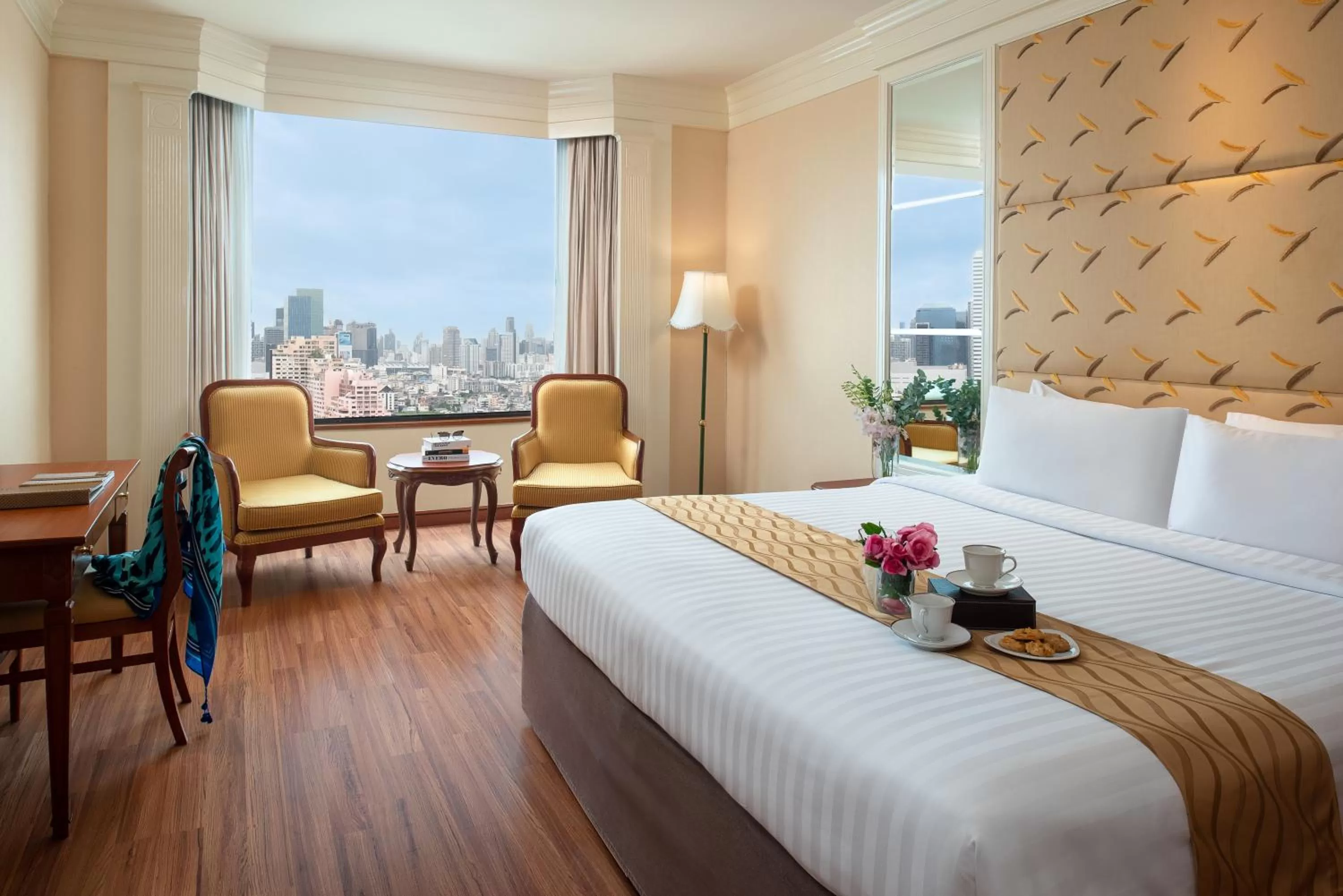 Bedroom, Bed in The Emerald Hotel