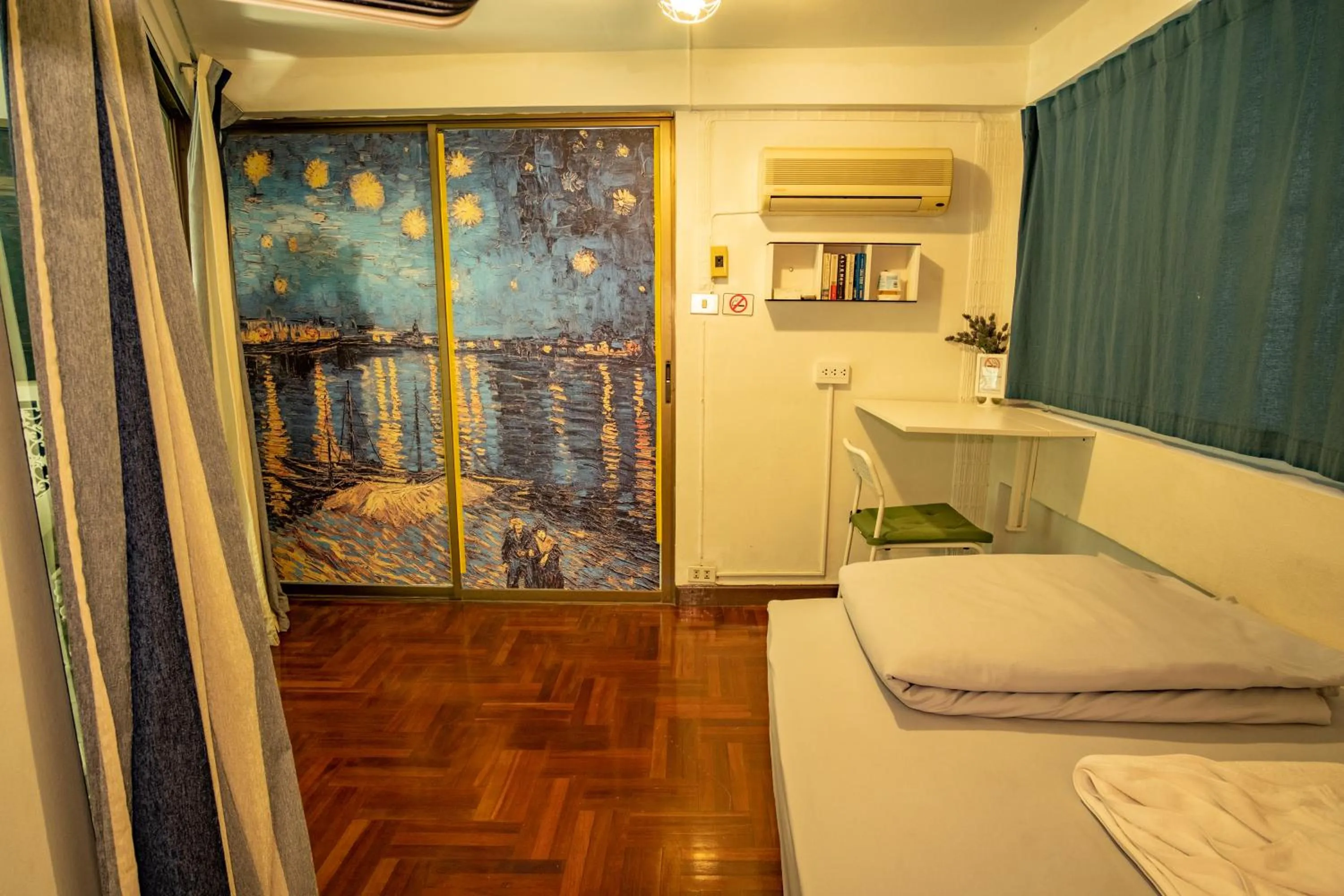 Bathroom in Home 16  (Hostel 16)
