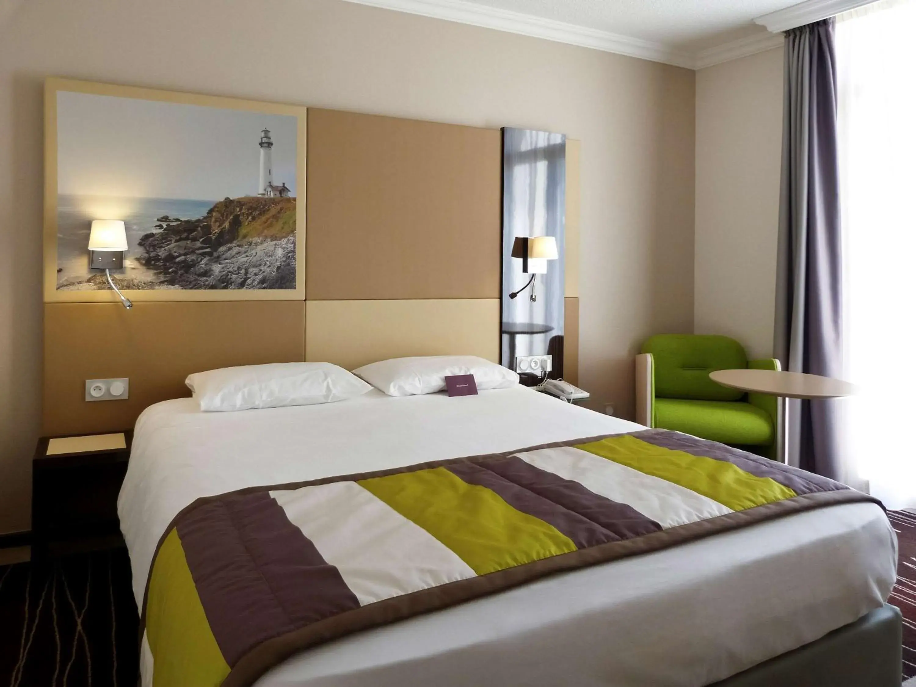 Standard Double Room with Balcony in Hotel Mercure Granville Le Grand Large