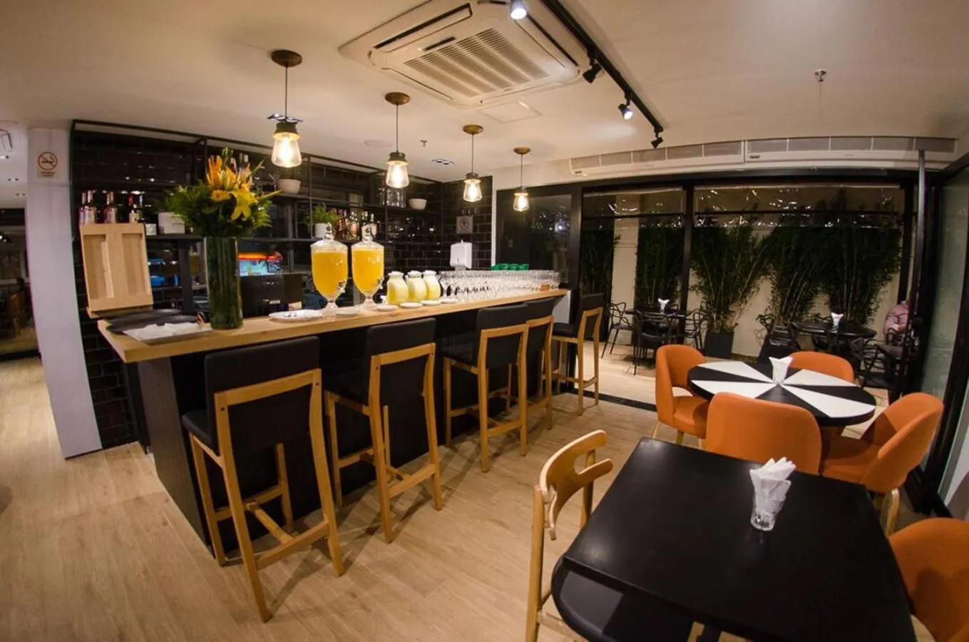 Restaurant/places to eat in Transamerica Executive Bela Cintra (Paulista)