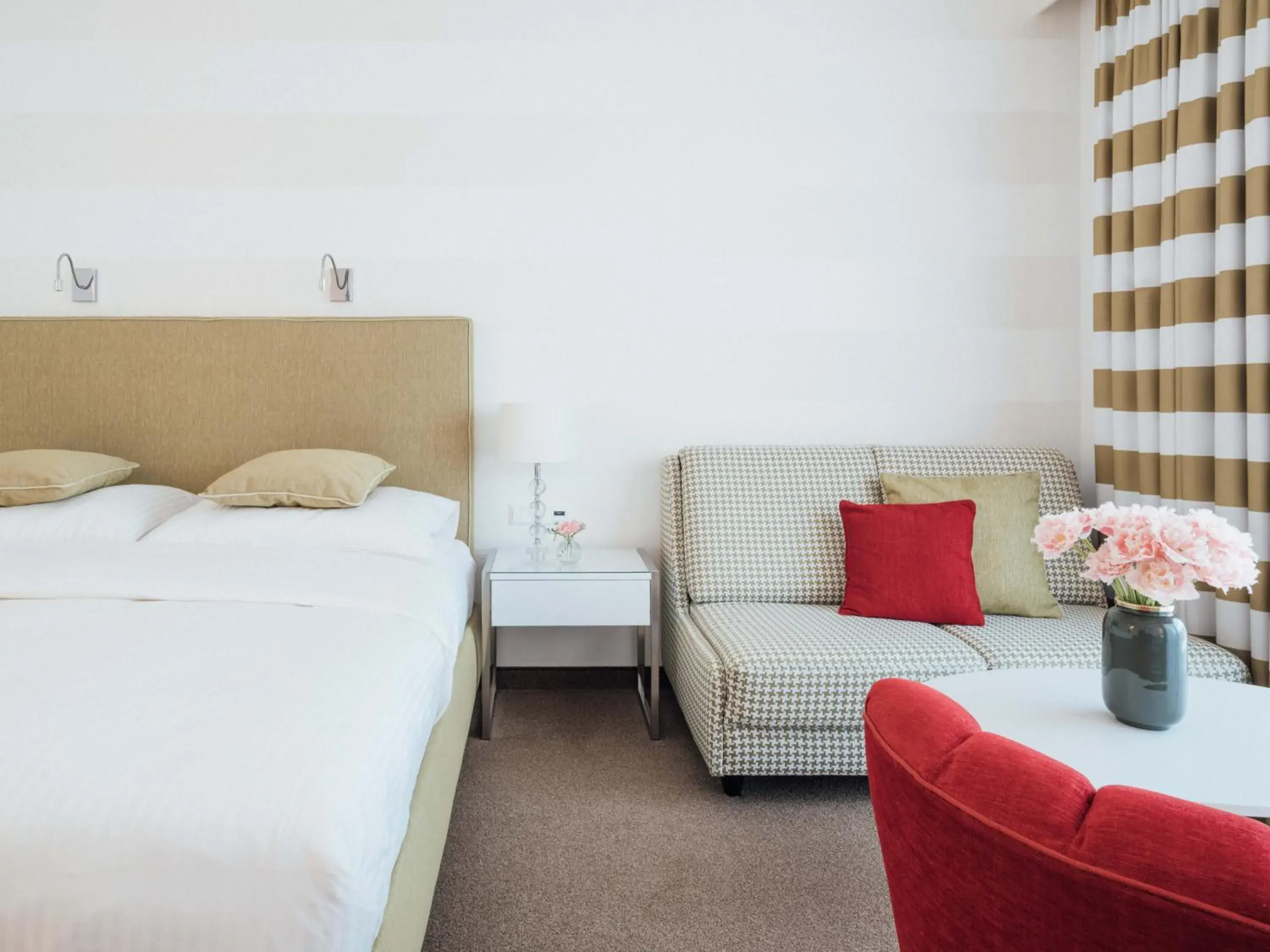 Bedroom, Bed in Werzer's Hotel Resort Pörtschach