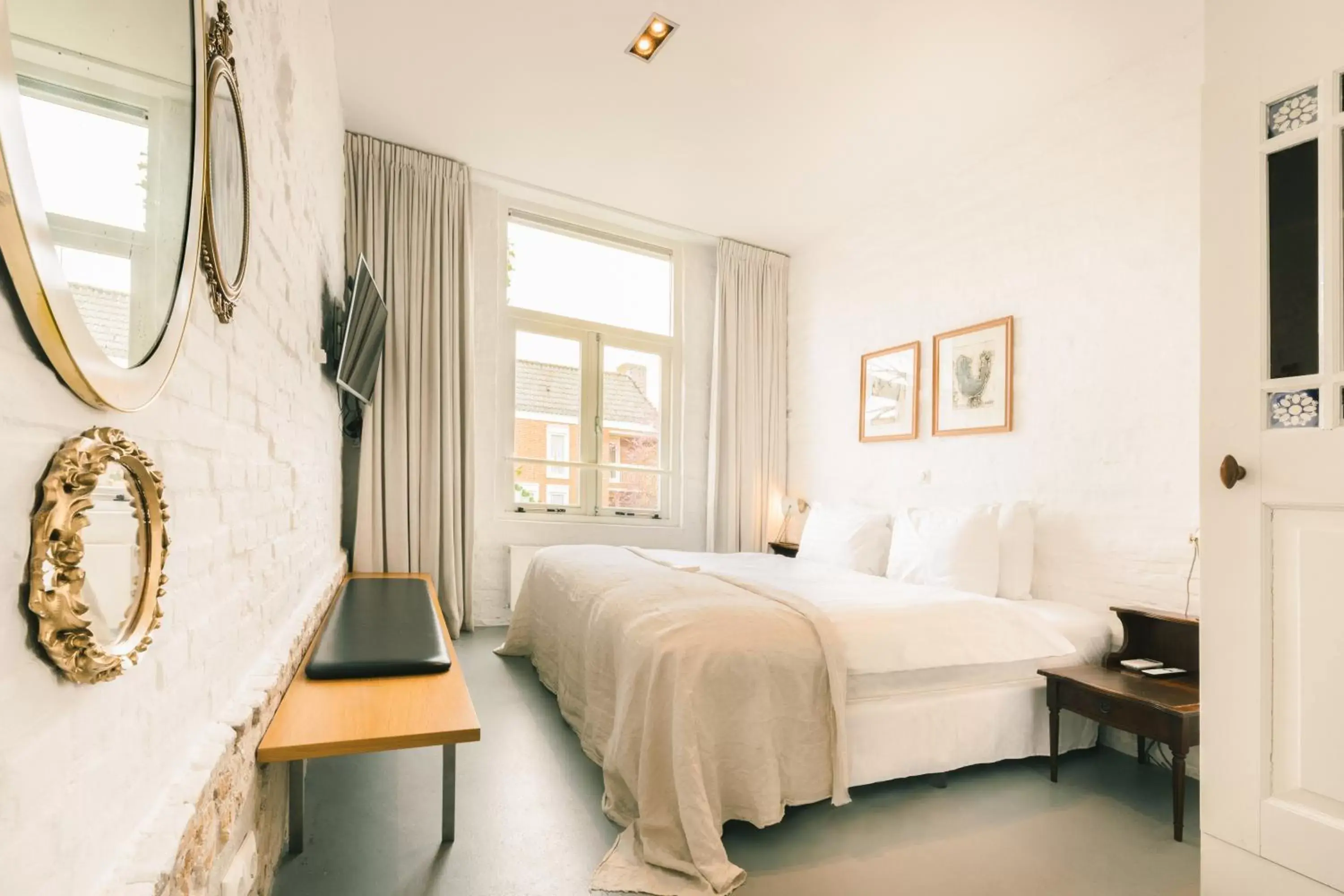 Bedroom, Bed in Boutique Hotel Goud En Zilver