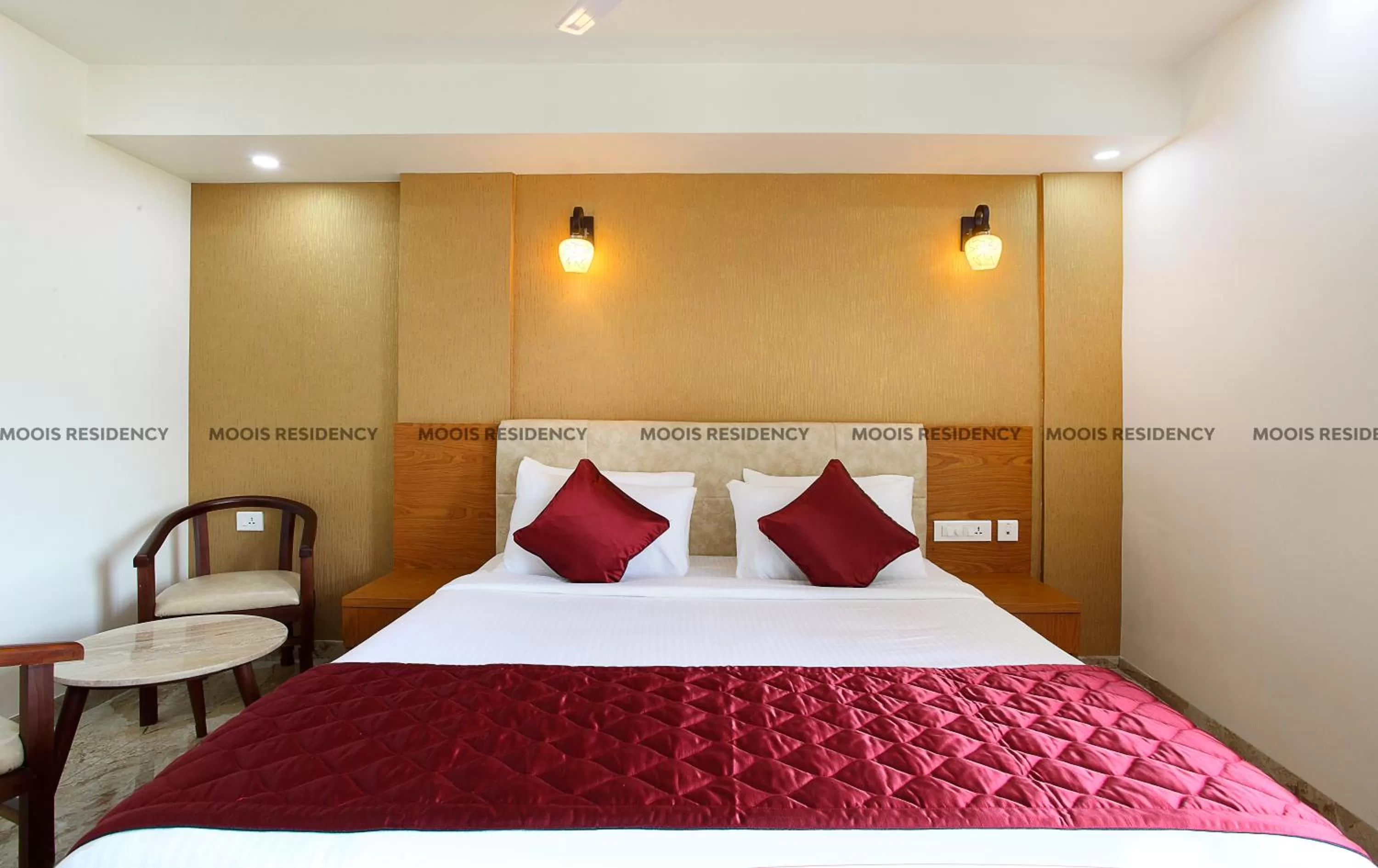 Bed in Moois Residency