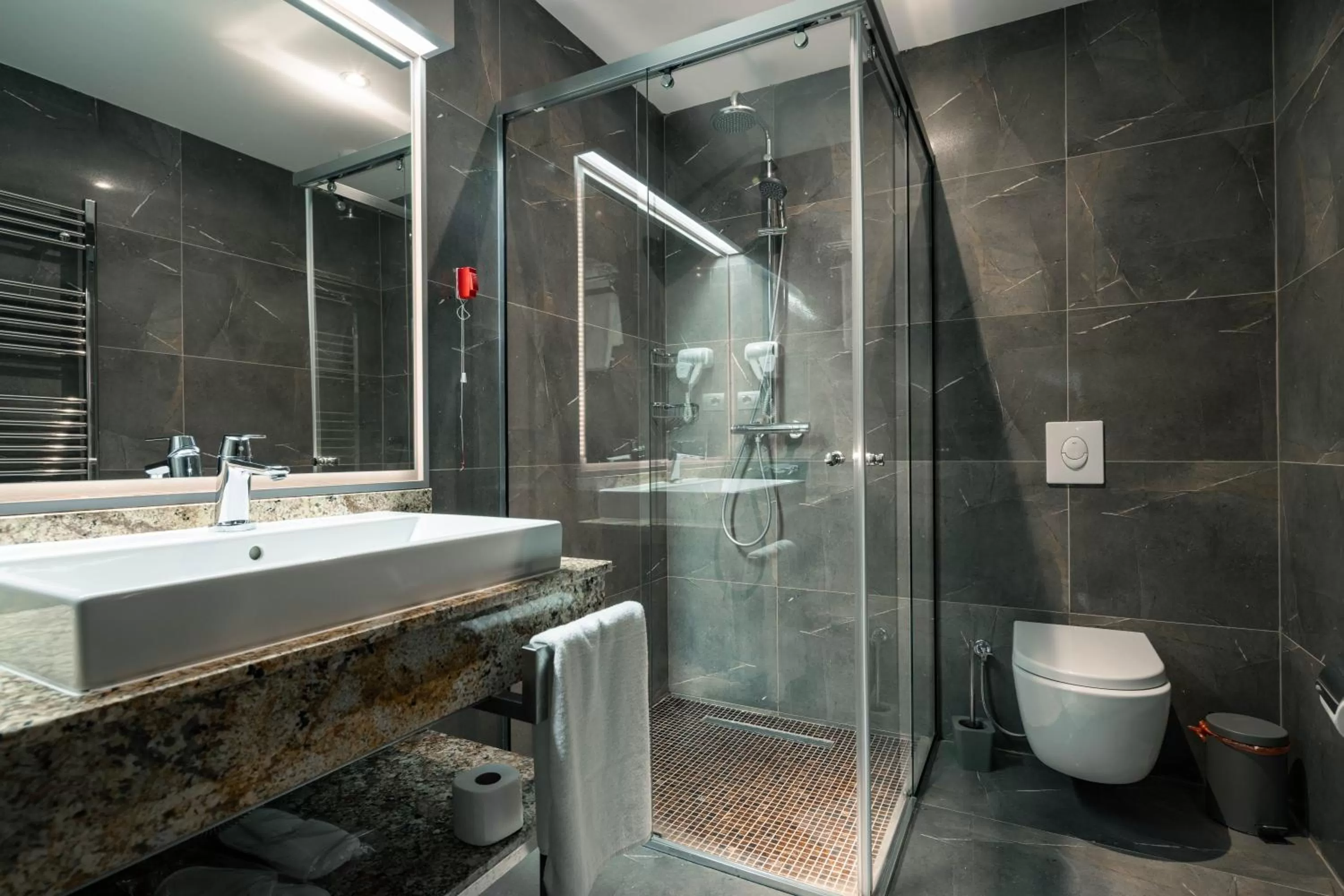 Shower in Hotel Prishtina