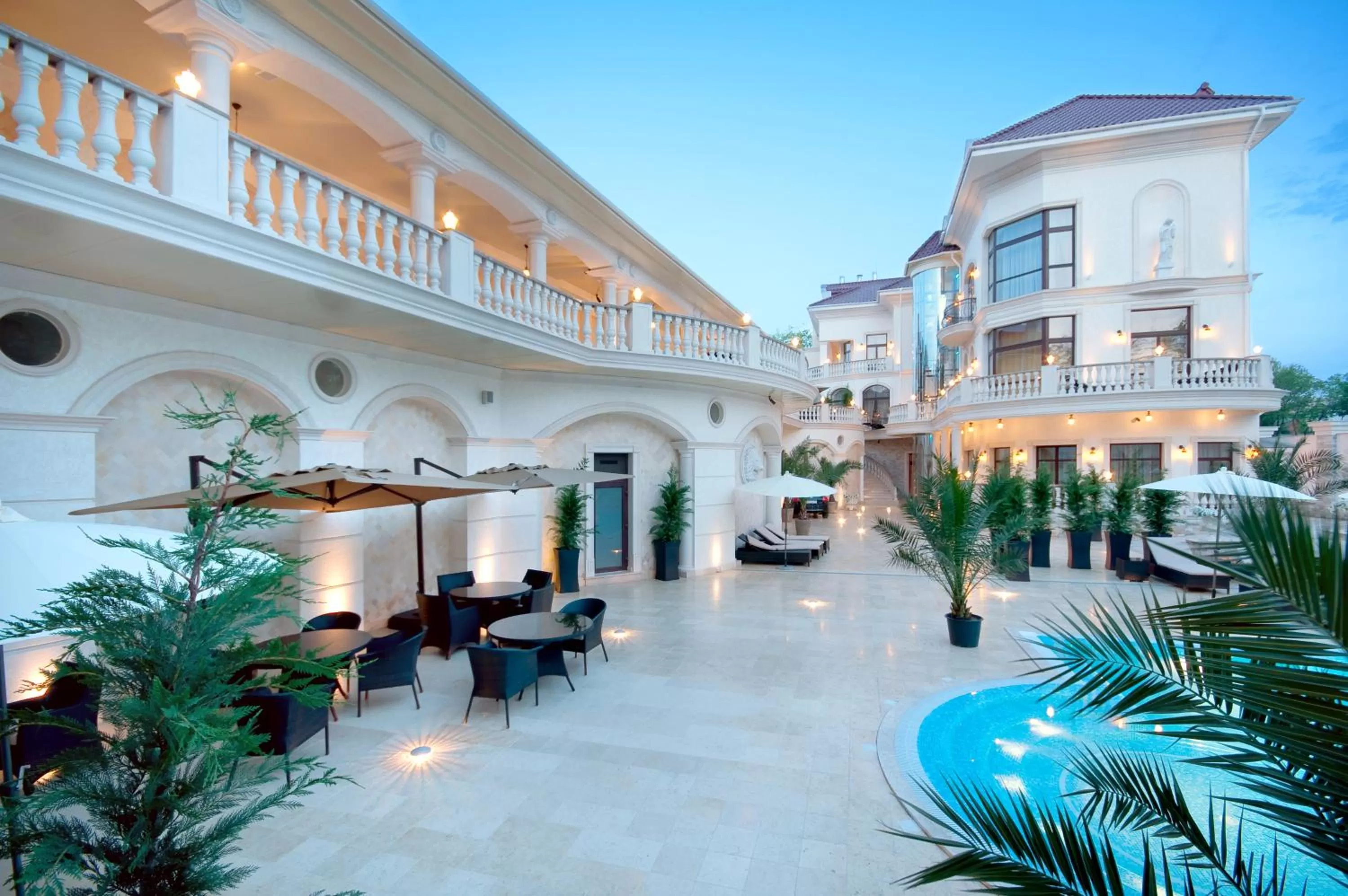 Decorative detail in Villa Le Premier - Maestro