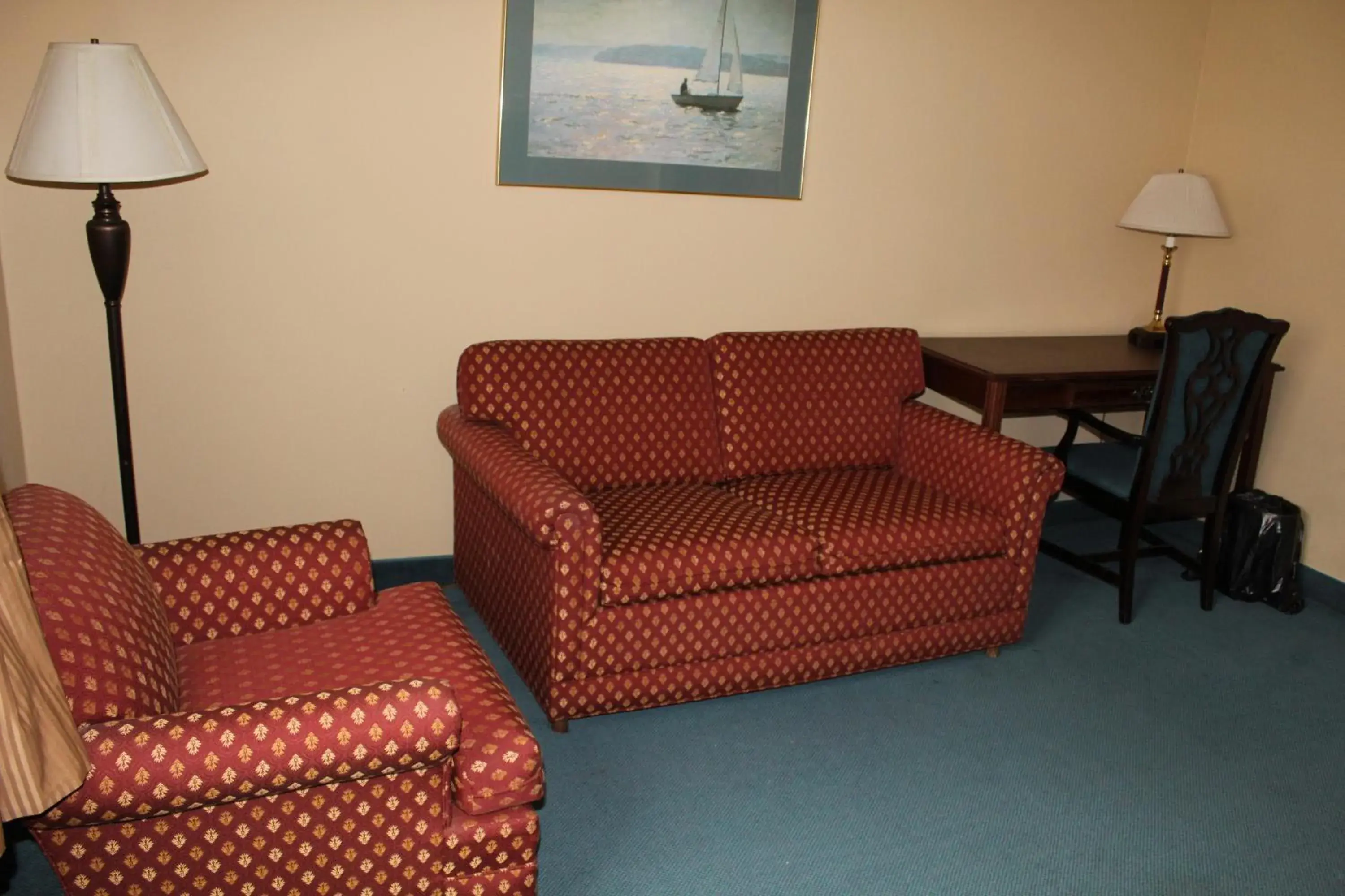 Seating Area in Mansion View Inn & Suites