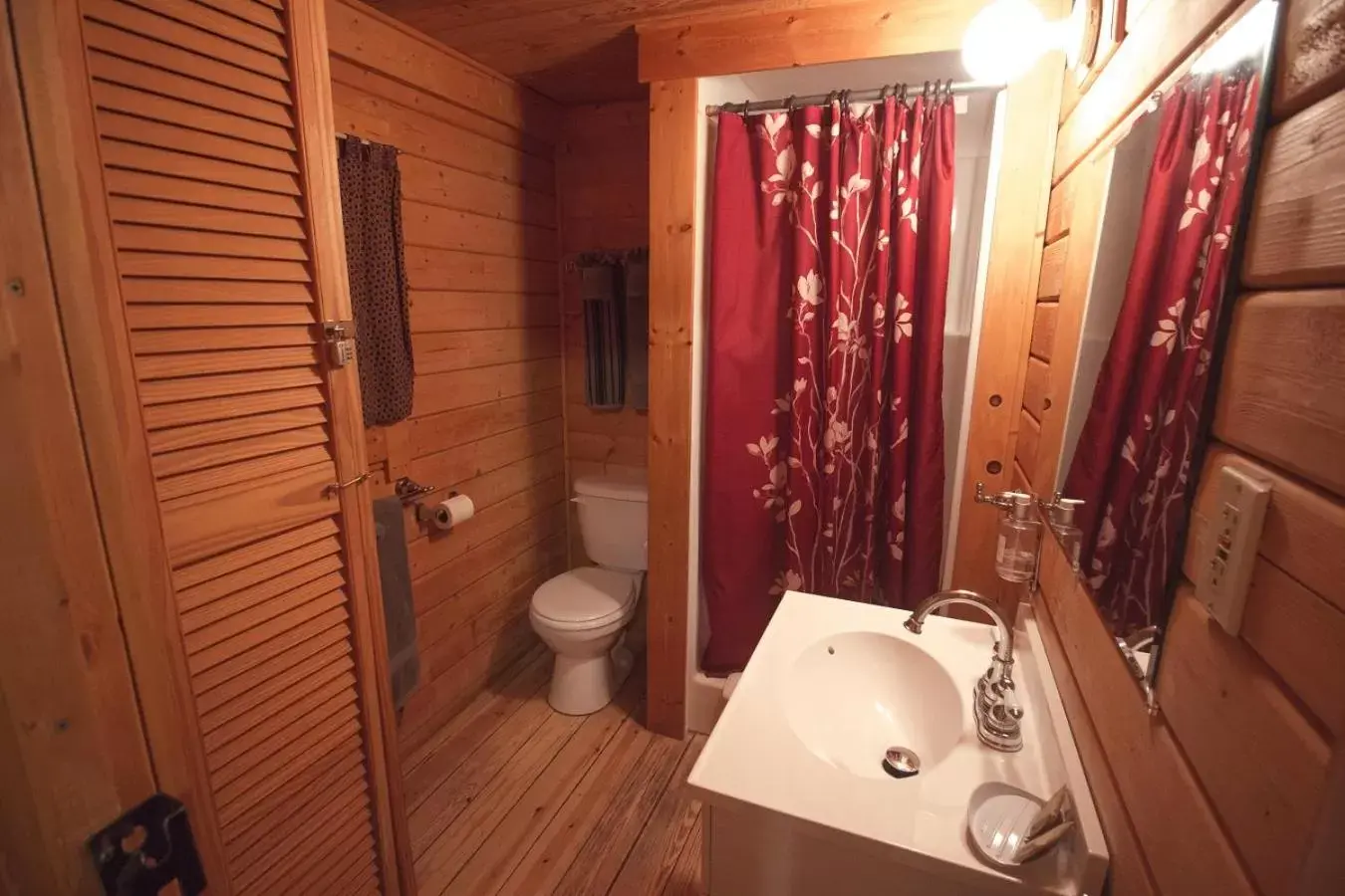 Bathroom in Katie's Cozy Cabins