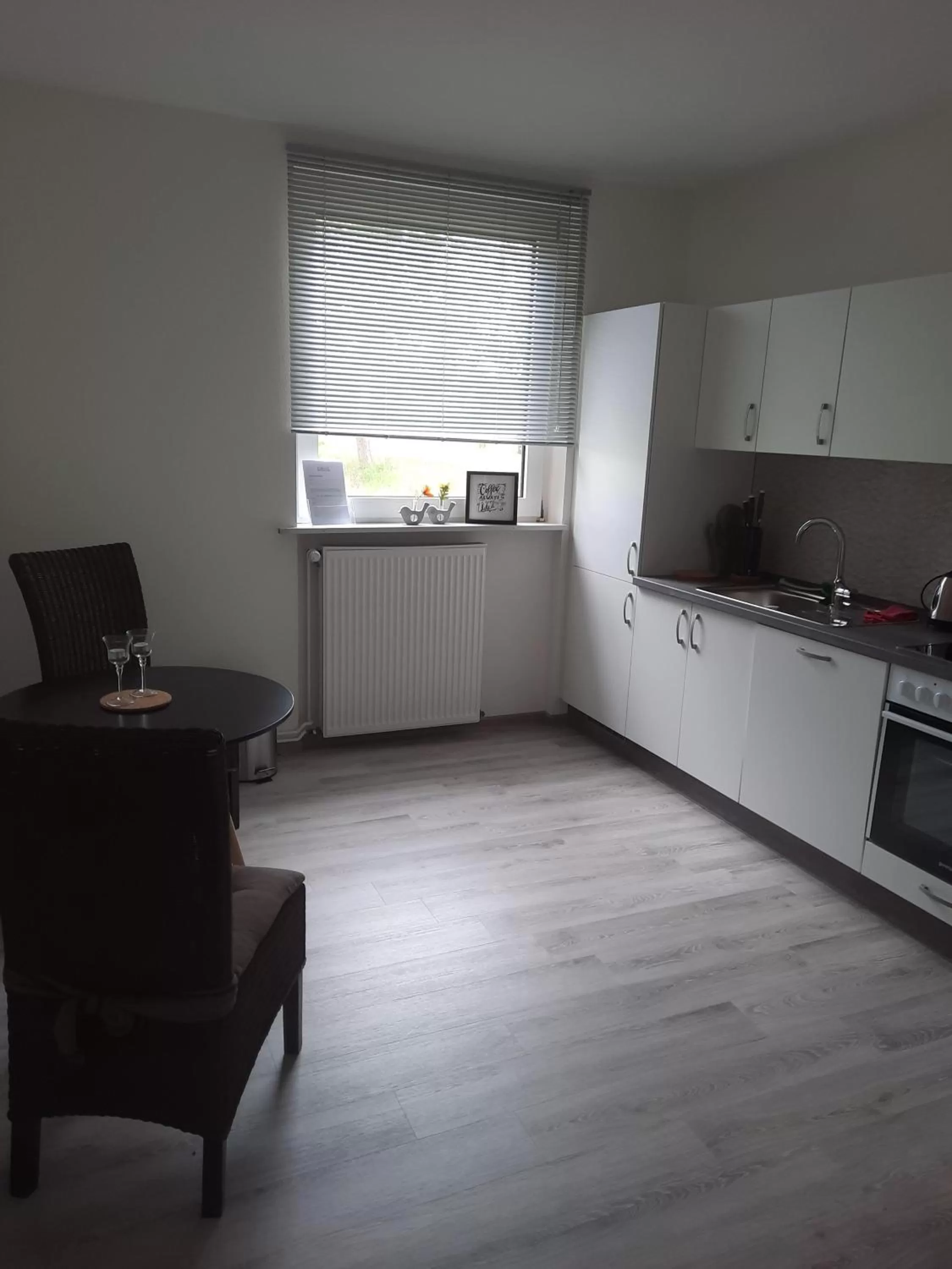 Kitchen or kitchenette in Hotel Zur Erholung & Restaurant Amme's Landhaus